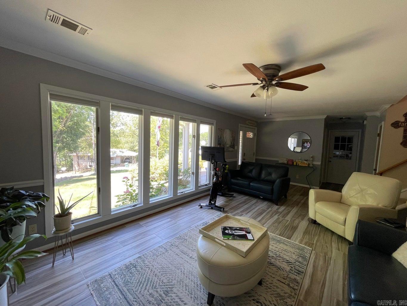 WEST LAKE ESTATES - Residential
