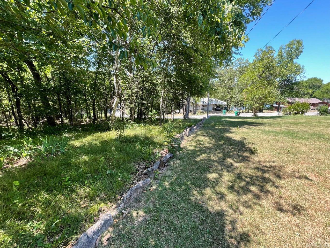 WEST LAKE ESTATES - Residential
