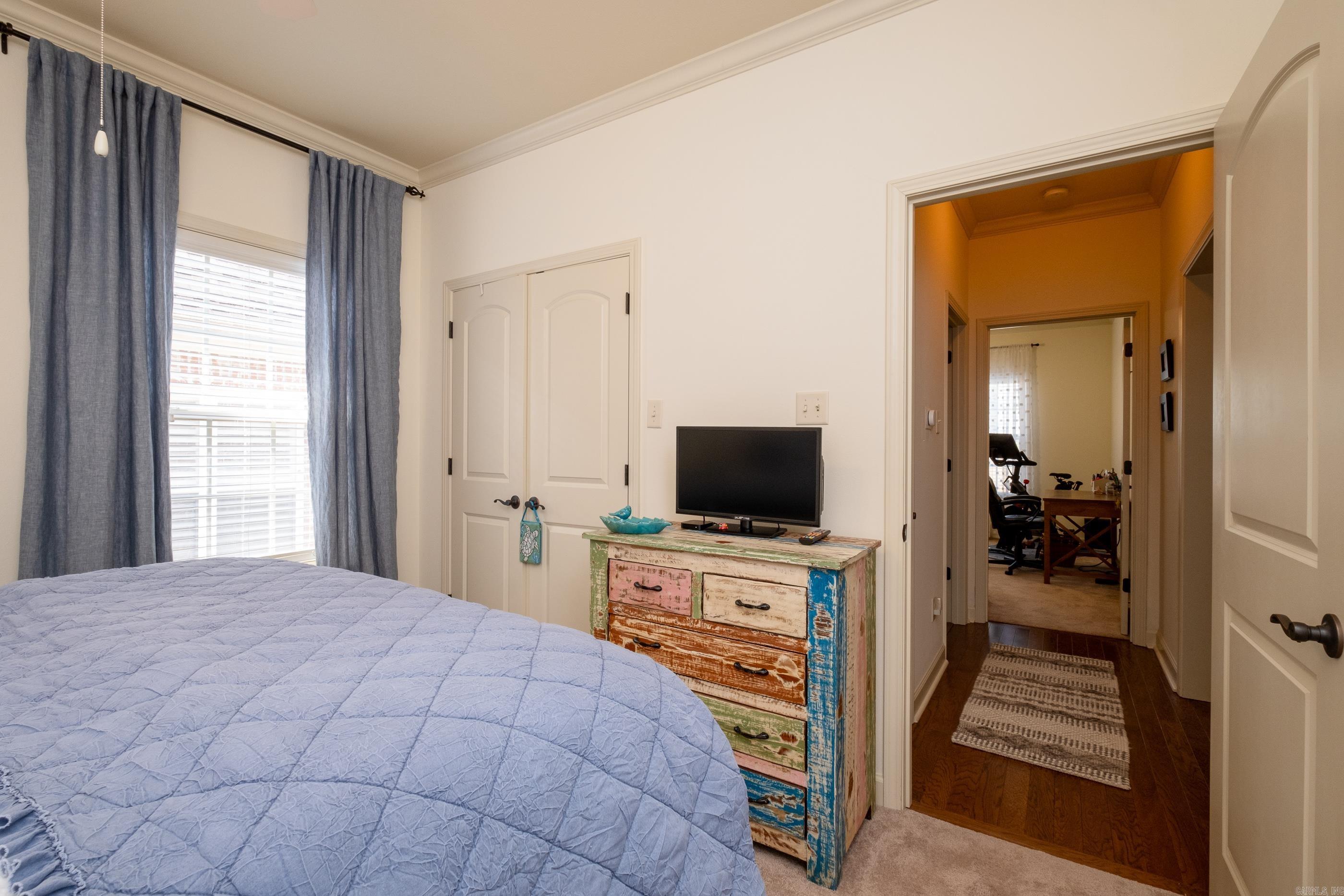 TAYLOR PARK - Residential