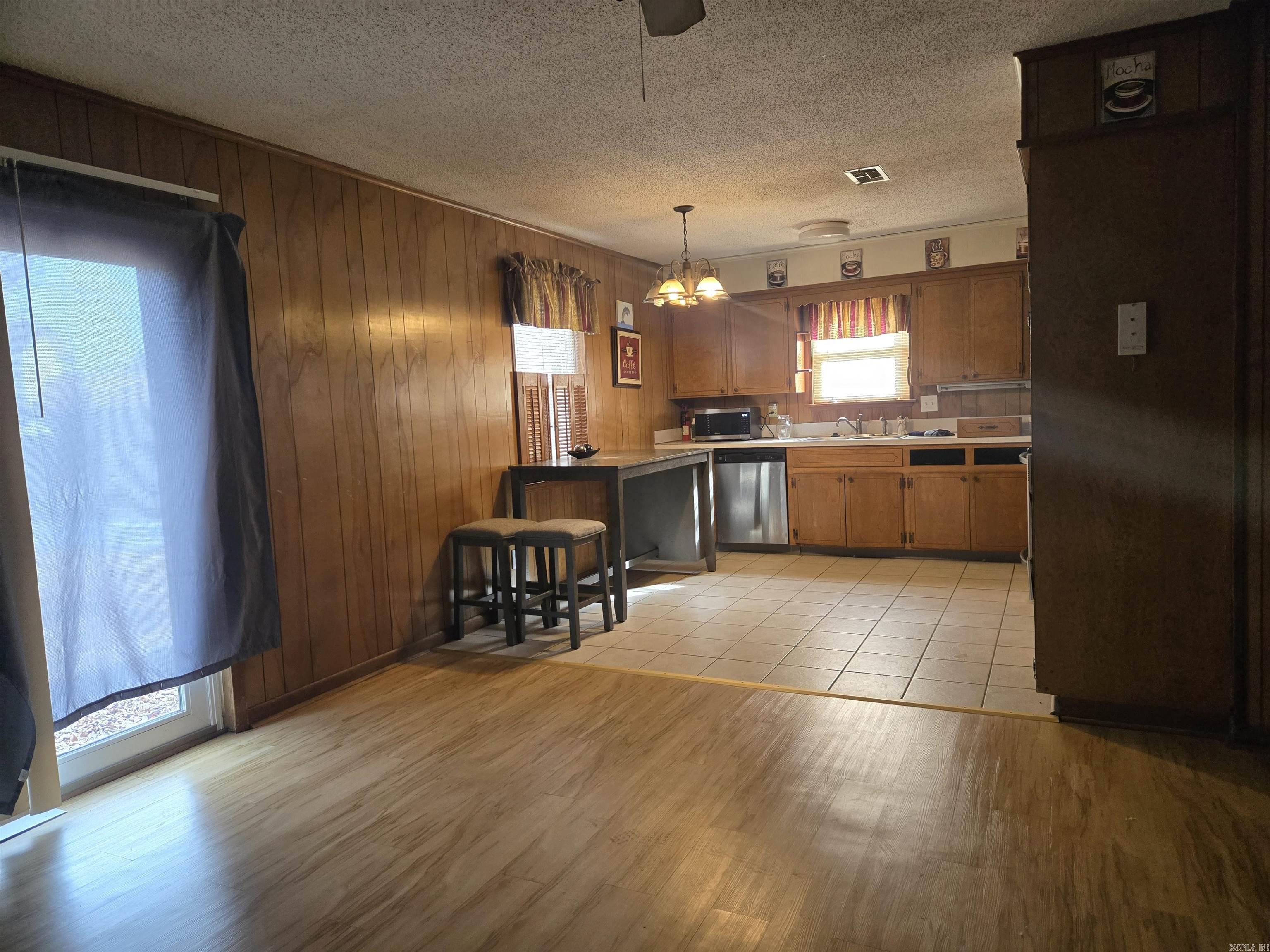 LINDENWOOD - Residential