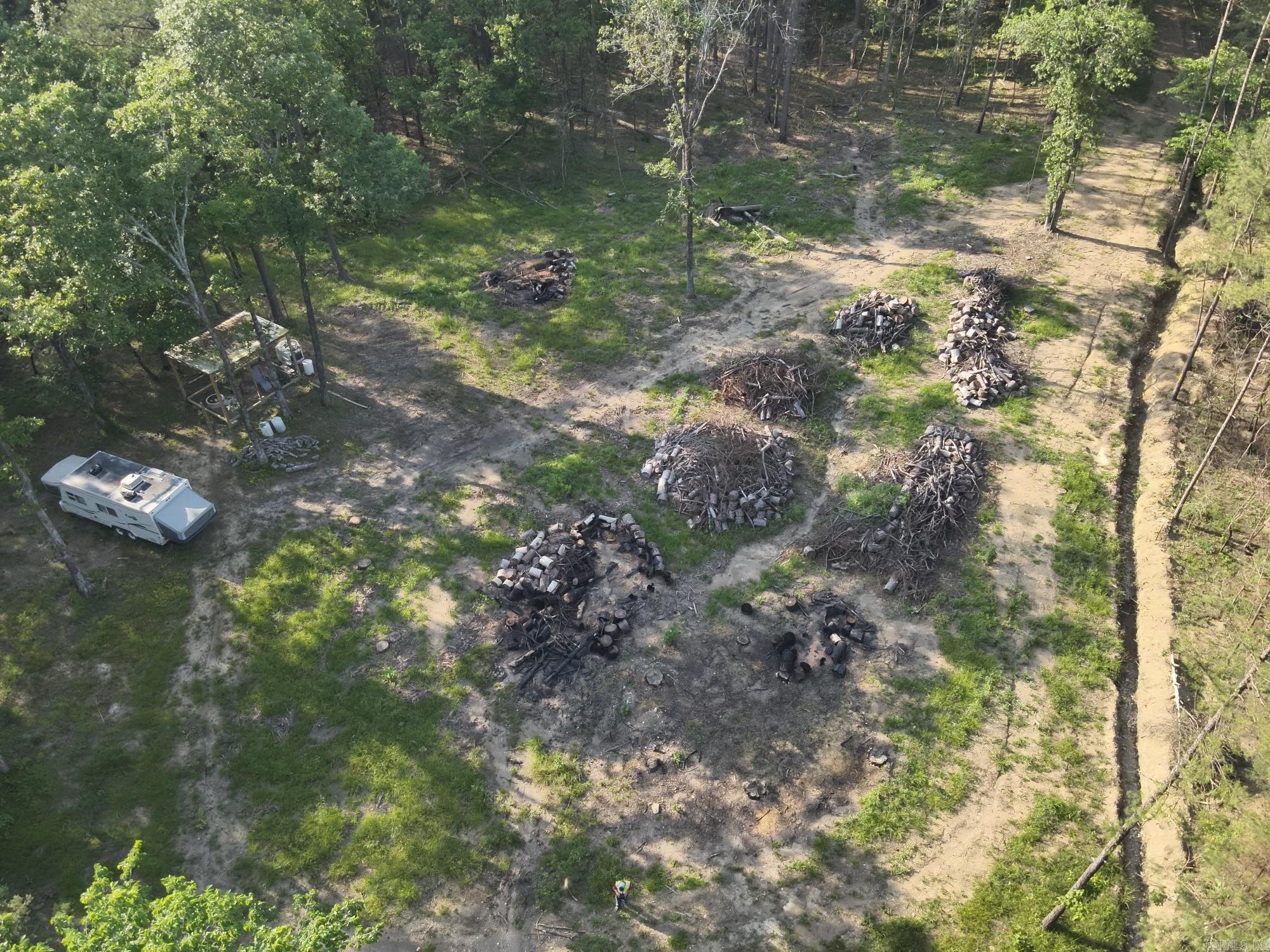 Metes & Bounds - Land