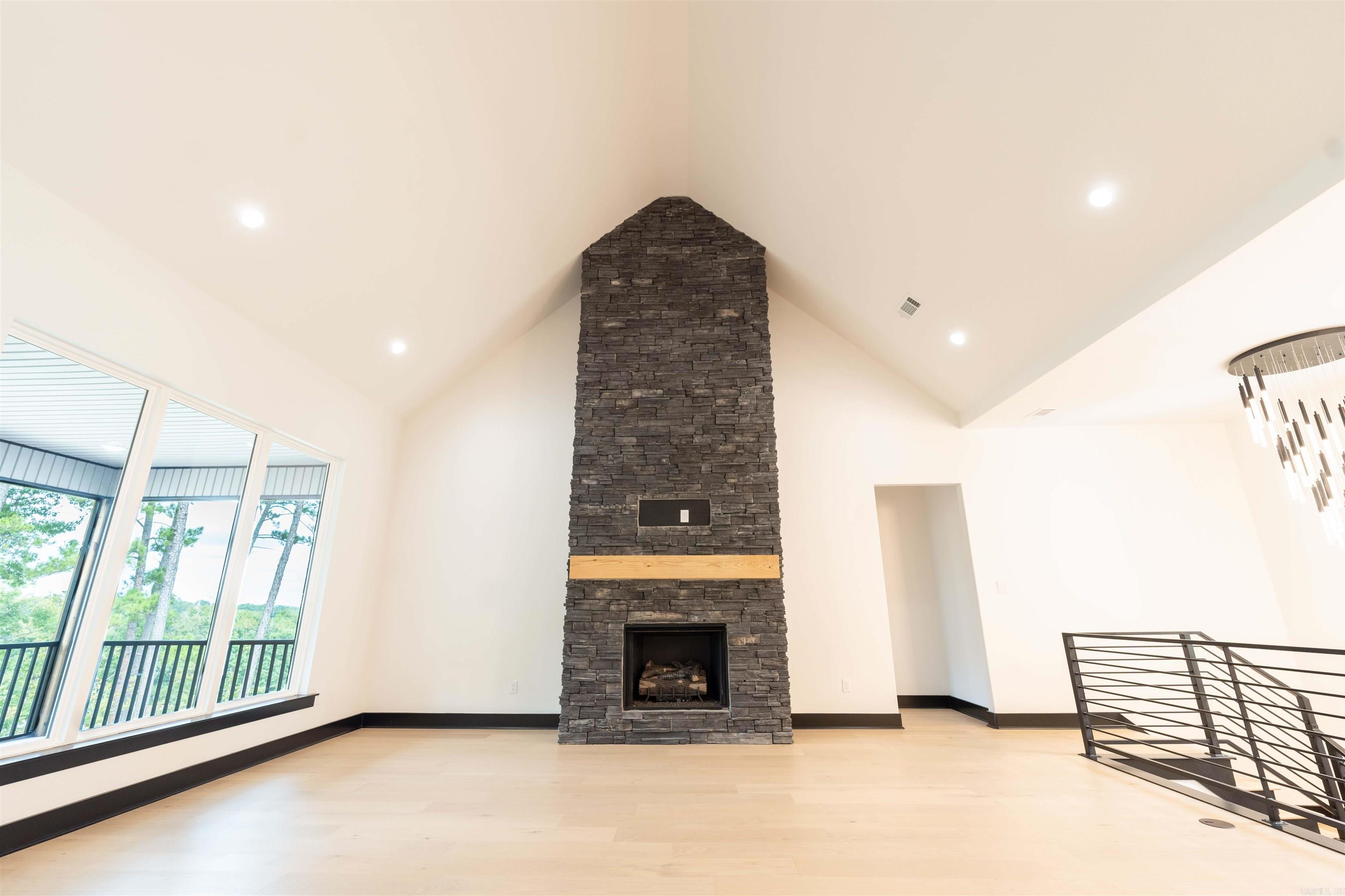 CHENAL VALLEY "FALSTONE COURT" - Residential