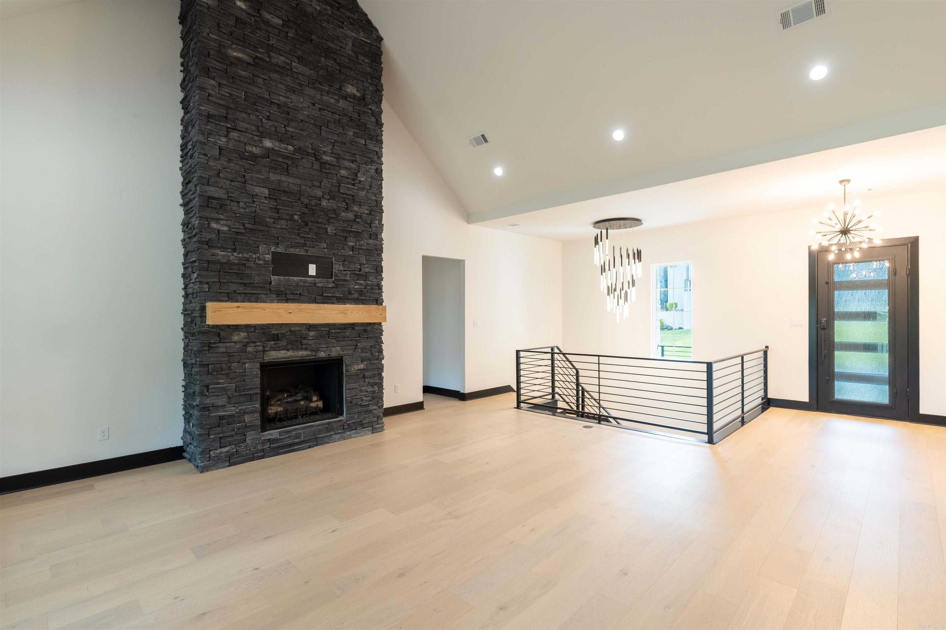 CHENAL VALLEY "FALSTONE COURT" - Residential