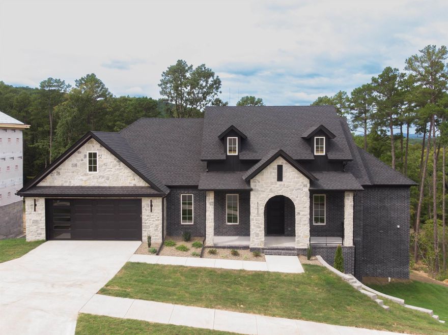 This beautiful 4-bedroom, 3.5-bath home in Falstone Court offers an open floor plan, spacious kitchen, and a spacious primary suite with a spa-like bath. With three additional bedrooms, a bonus room, and a large backyard, itās perfect for comfortable living and entertaining.