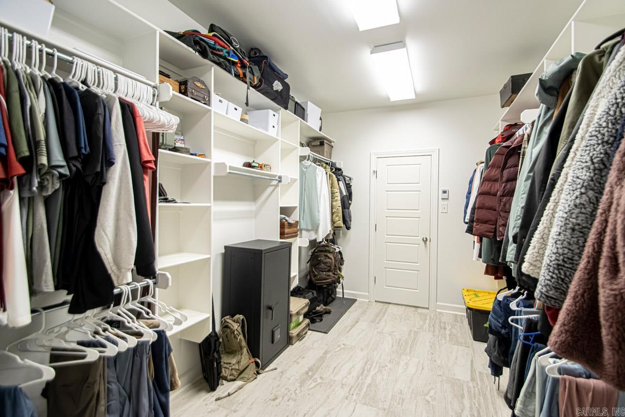 MILLERS GLENN - Residential