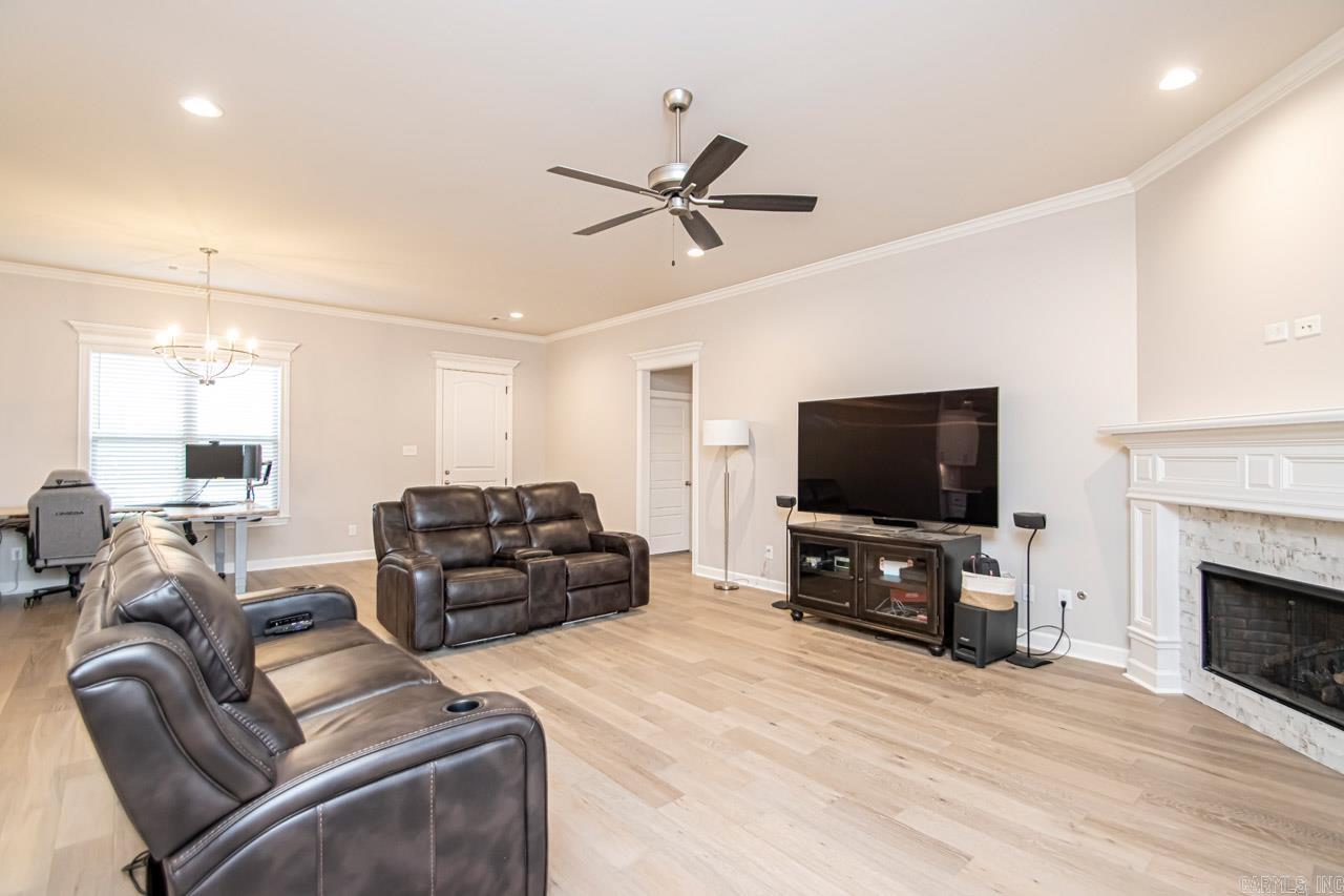 MILLERS GLENN - Residential