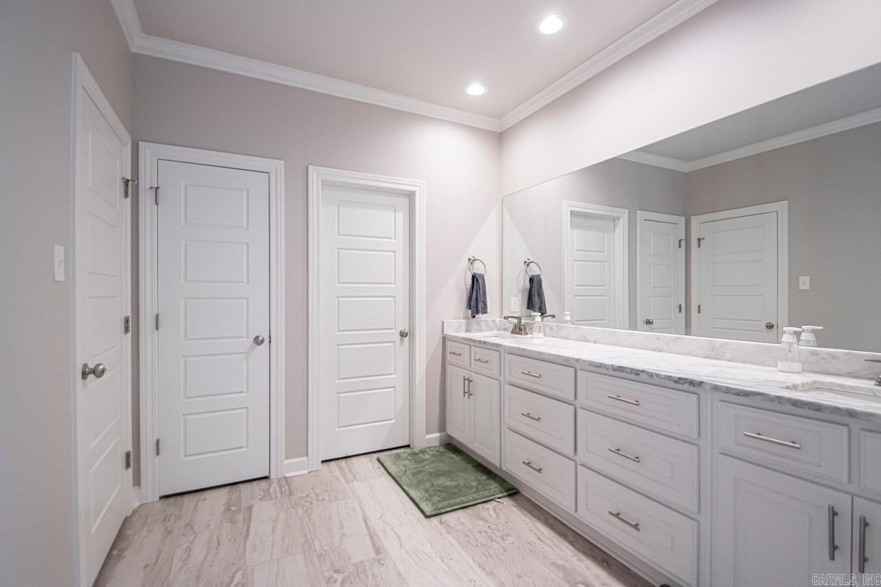 MILLERS GLENN - Residential