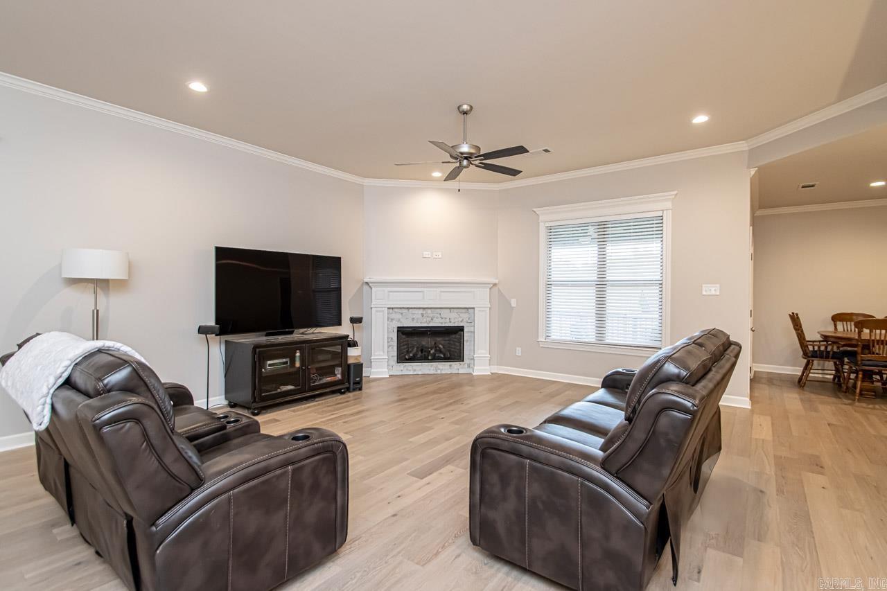 MILLERS GLENN - Residential