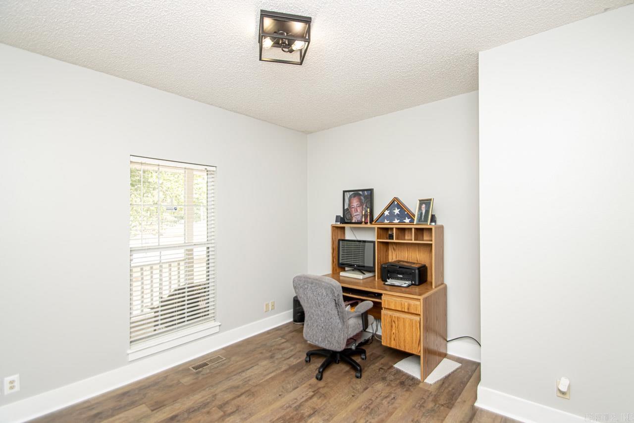 SHADY MEADOWS - Residential