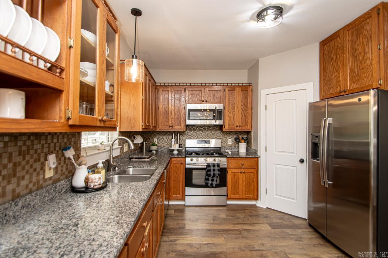 SHADY MEADOWS - Residential