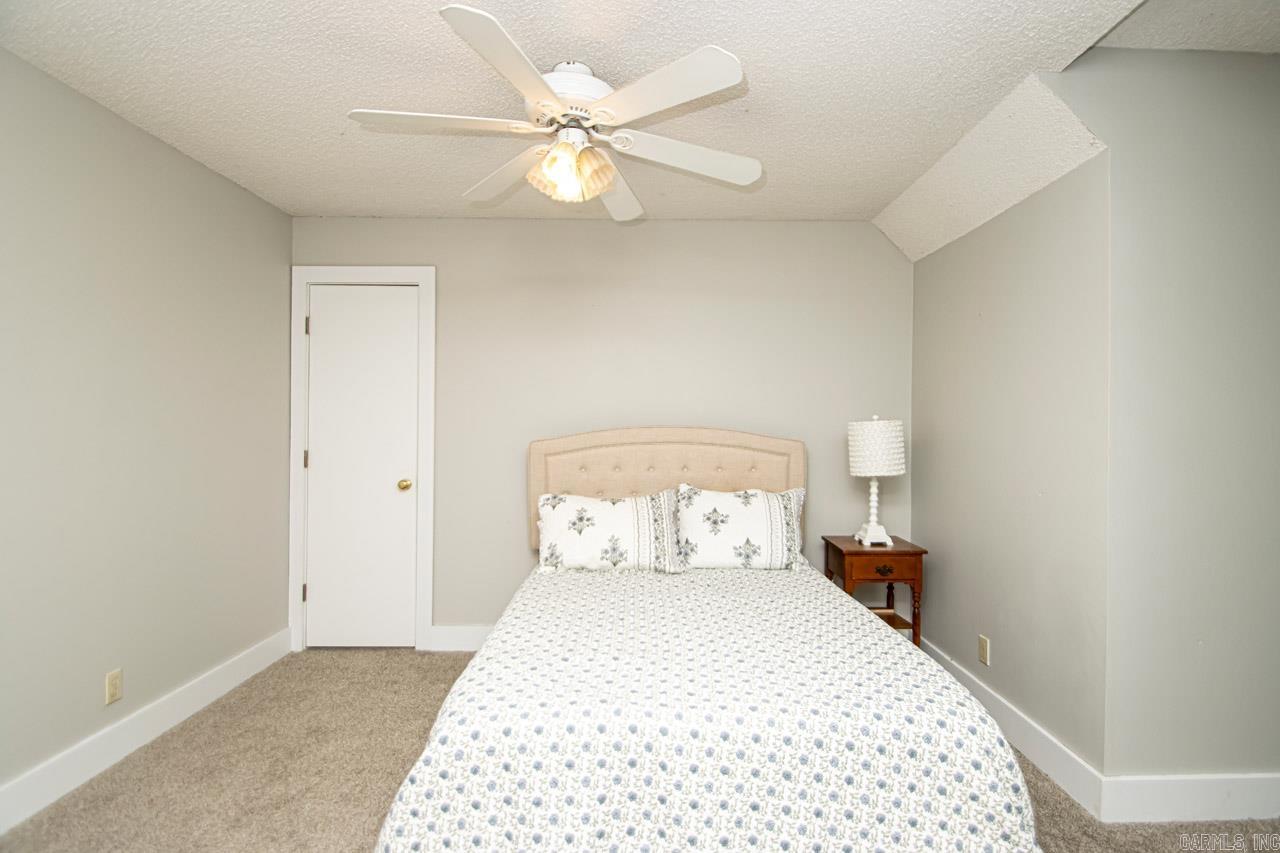 SHADY MEADOWS - Residential