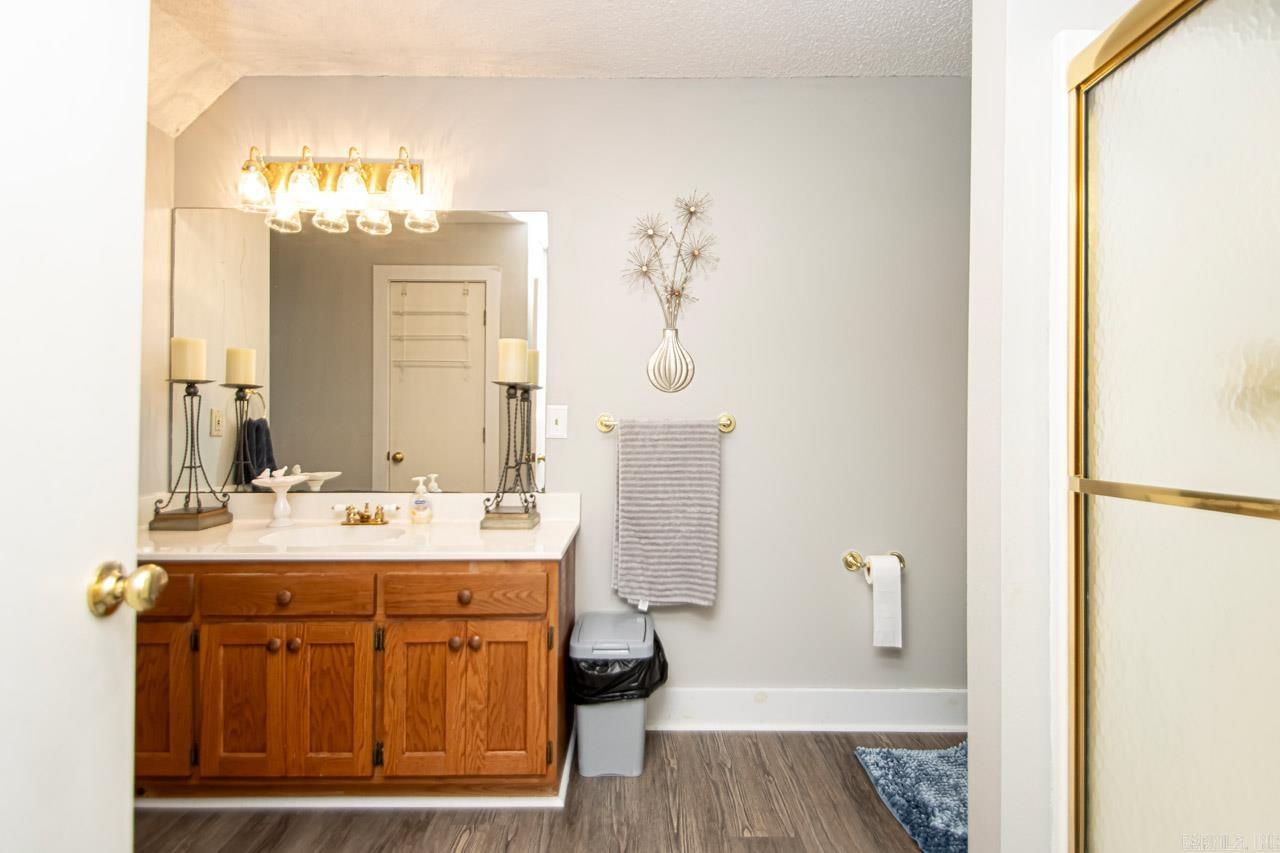 SHADY MEADOWS - Residential