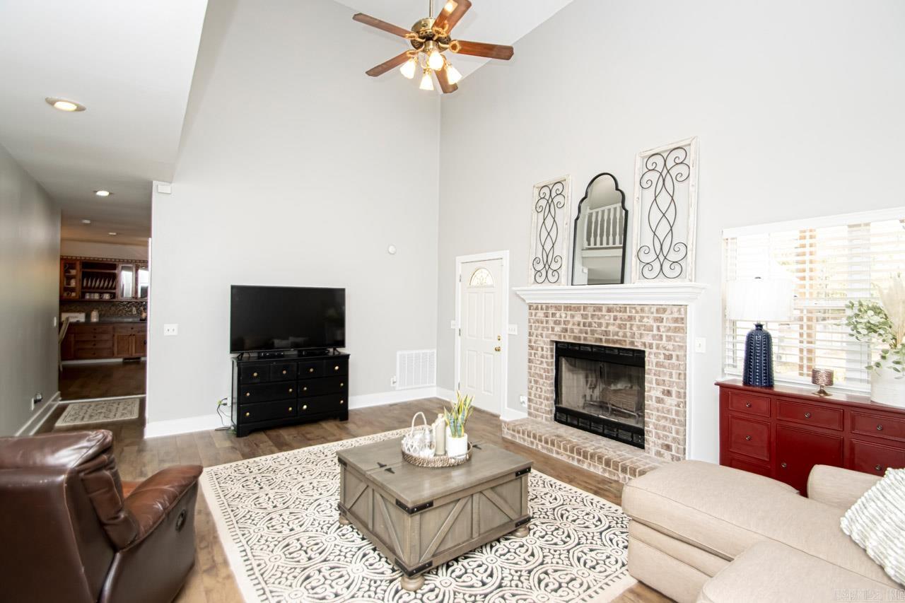 SHADY MEADOWS - Residential