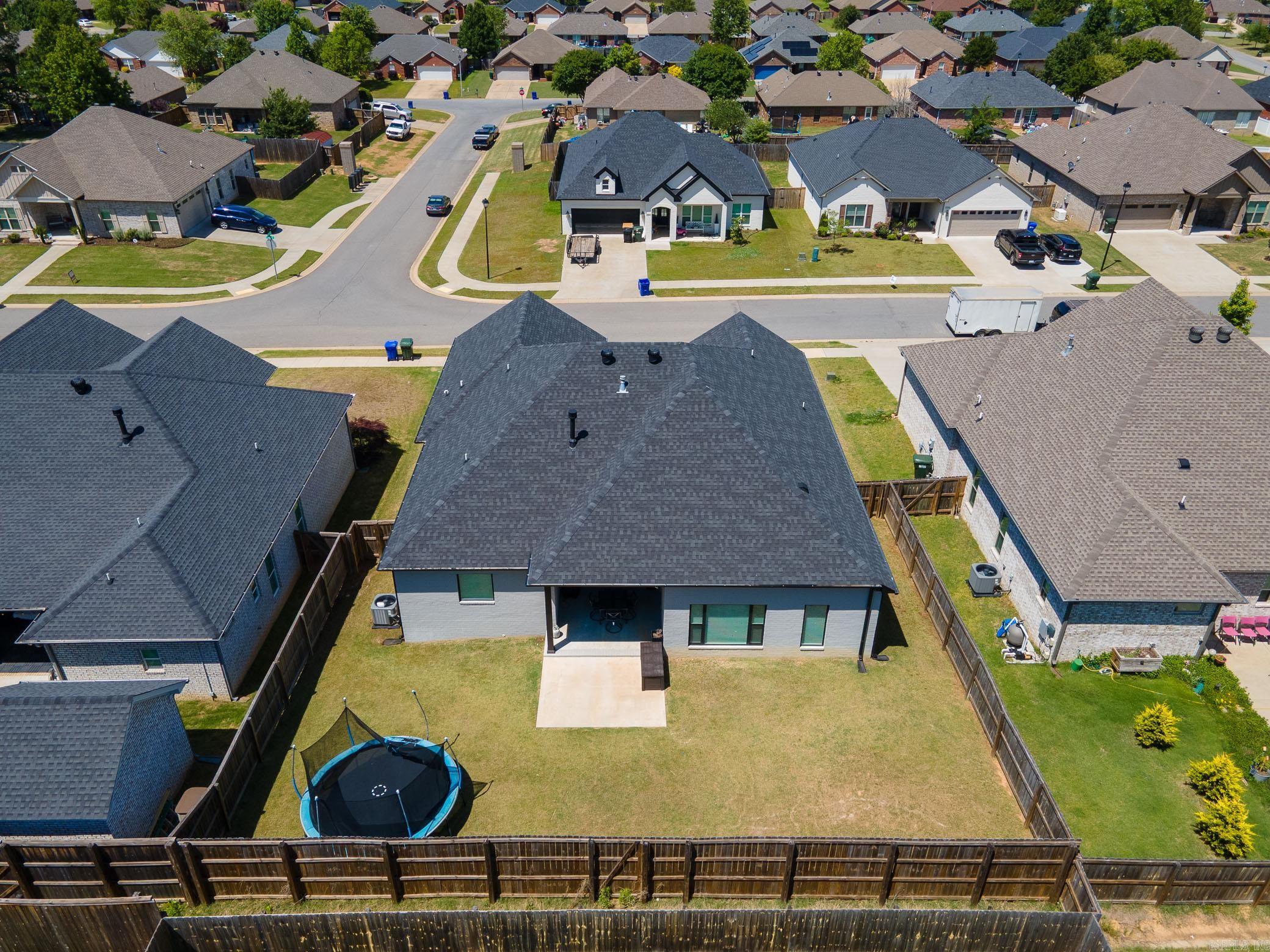 ROBYNMAR - Residential