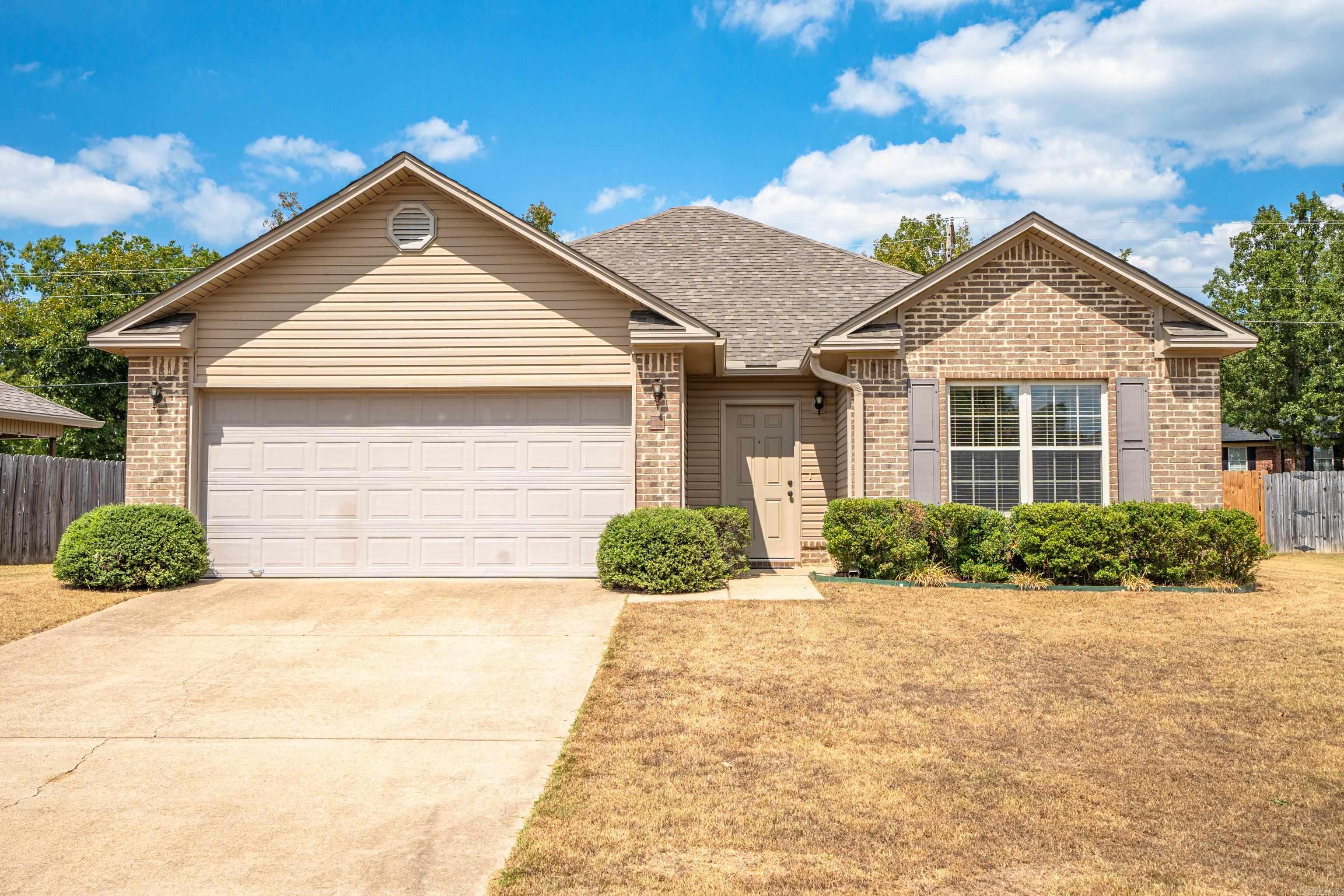 Well maintained 3 bedroom 2 bath located in Hamilton Park subdivision. Covered back patio with fenced in backyard. Roof & gutters were replaced in 2023. Move in ready home.