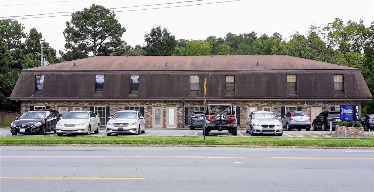 Excellent Location with Great Access and Visibility. This Unique Income Producing Property is Fully Occupied with 7,980 sf; the First Floor has 4,200 sf of Office Space and the Second Floor has an 1,800 sf Office and 4 Residential Apartments with 1,980 sf. Convenient to Local Shopping, Restaurants and other businesses. This Area Continues to Revitalize and Offers a Great Investment Opportunity. Priced Aggressively Below Appraised Value. Call or Email For More Information.