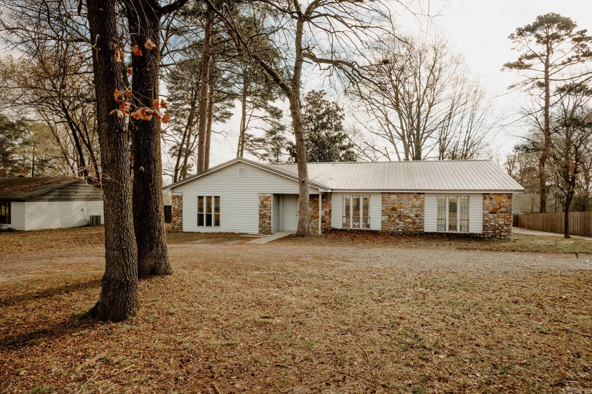 DARK FOREST PLACE - Residential