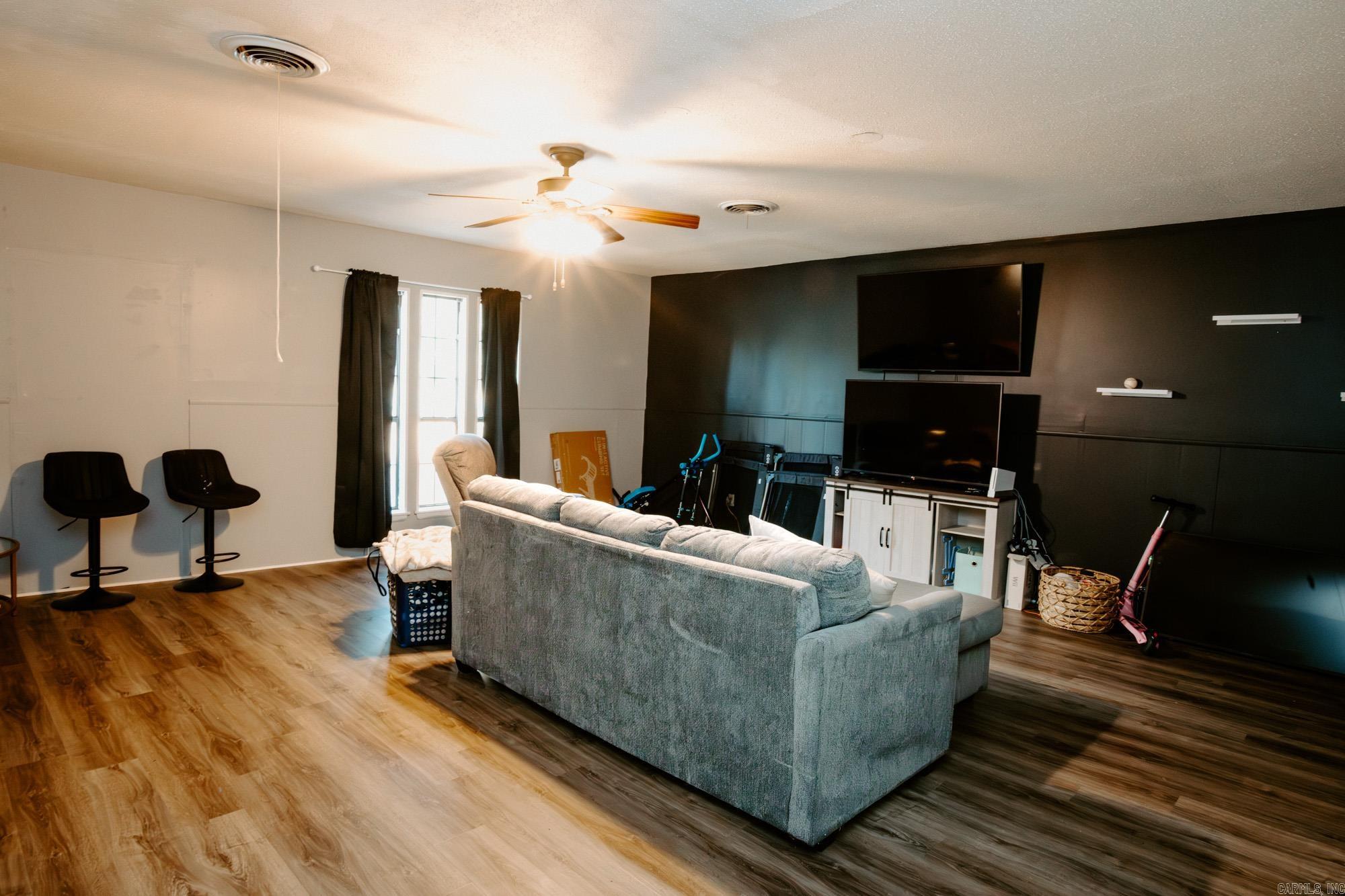 DARK FOREST PLACE - Residential