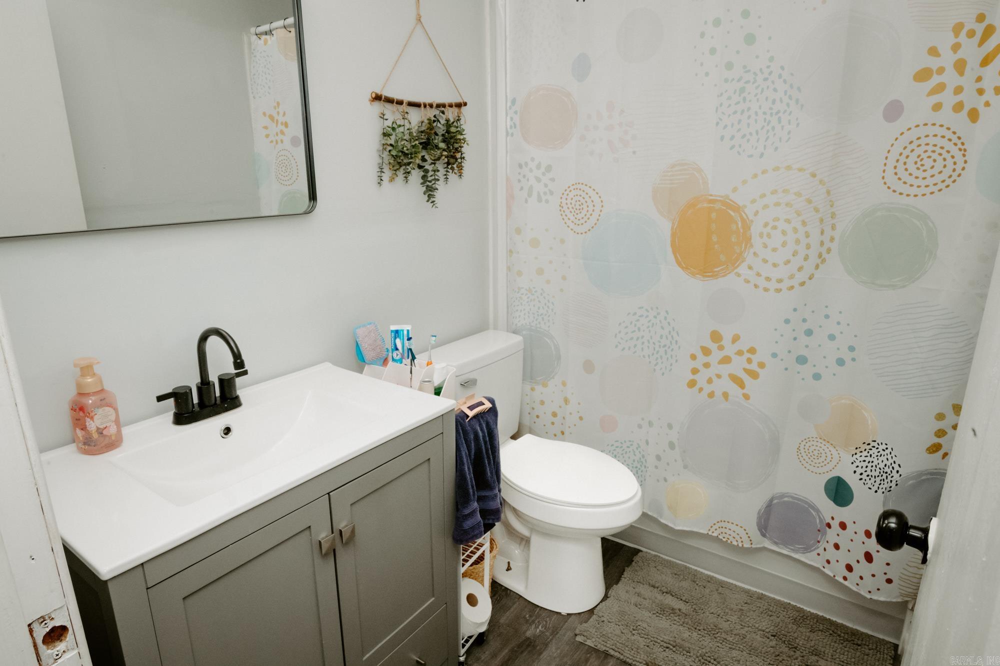 DARK FOREST PLACE - Residential