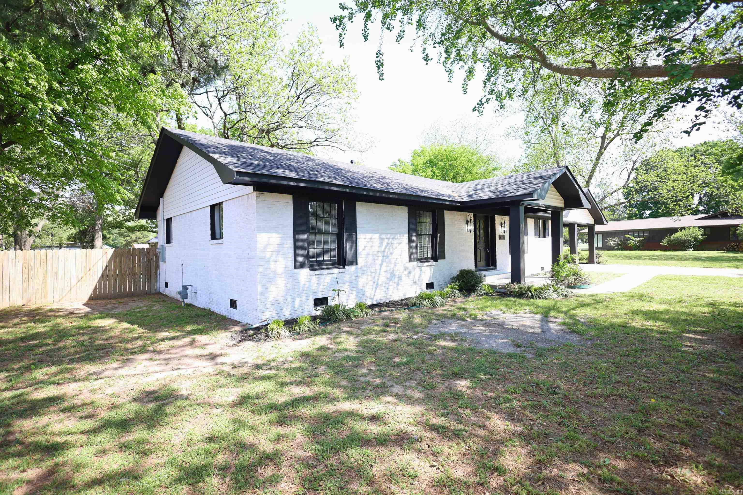 POINSETT LUMBER & MFG CO 4TH - Residential