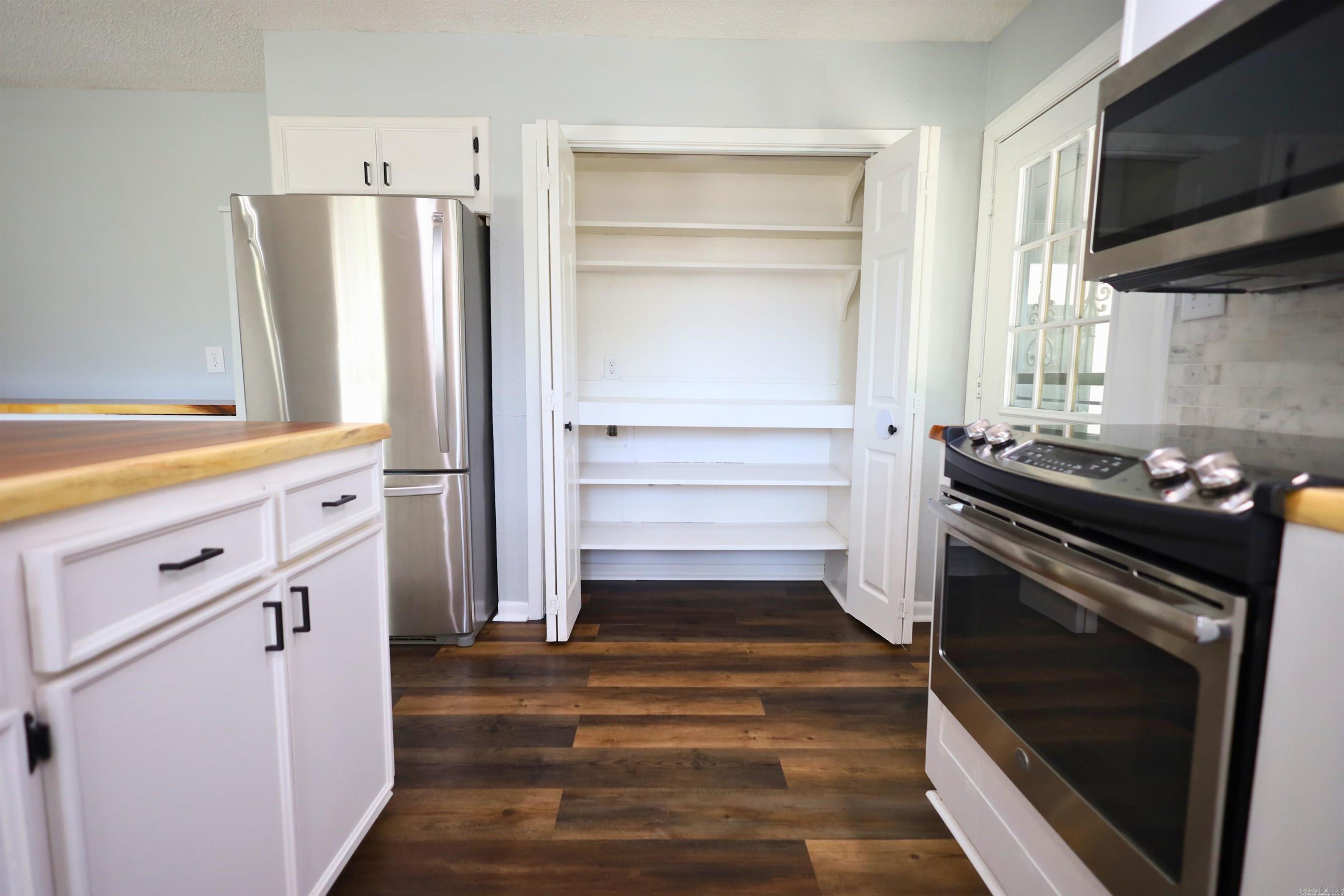 POINSETT LUMBER & MFG CO 4TH - Residential