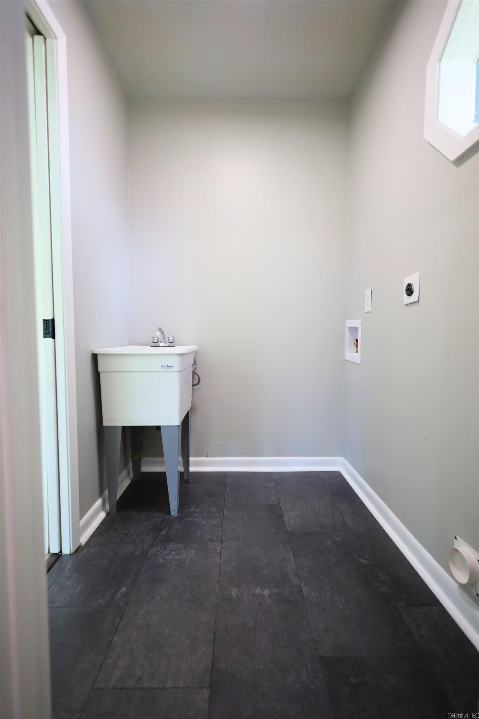 POINSETT LUMBER & MFG CO 4TH - Residential