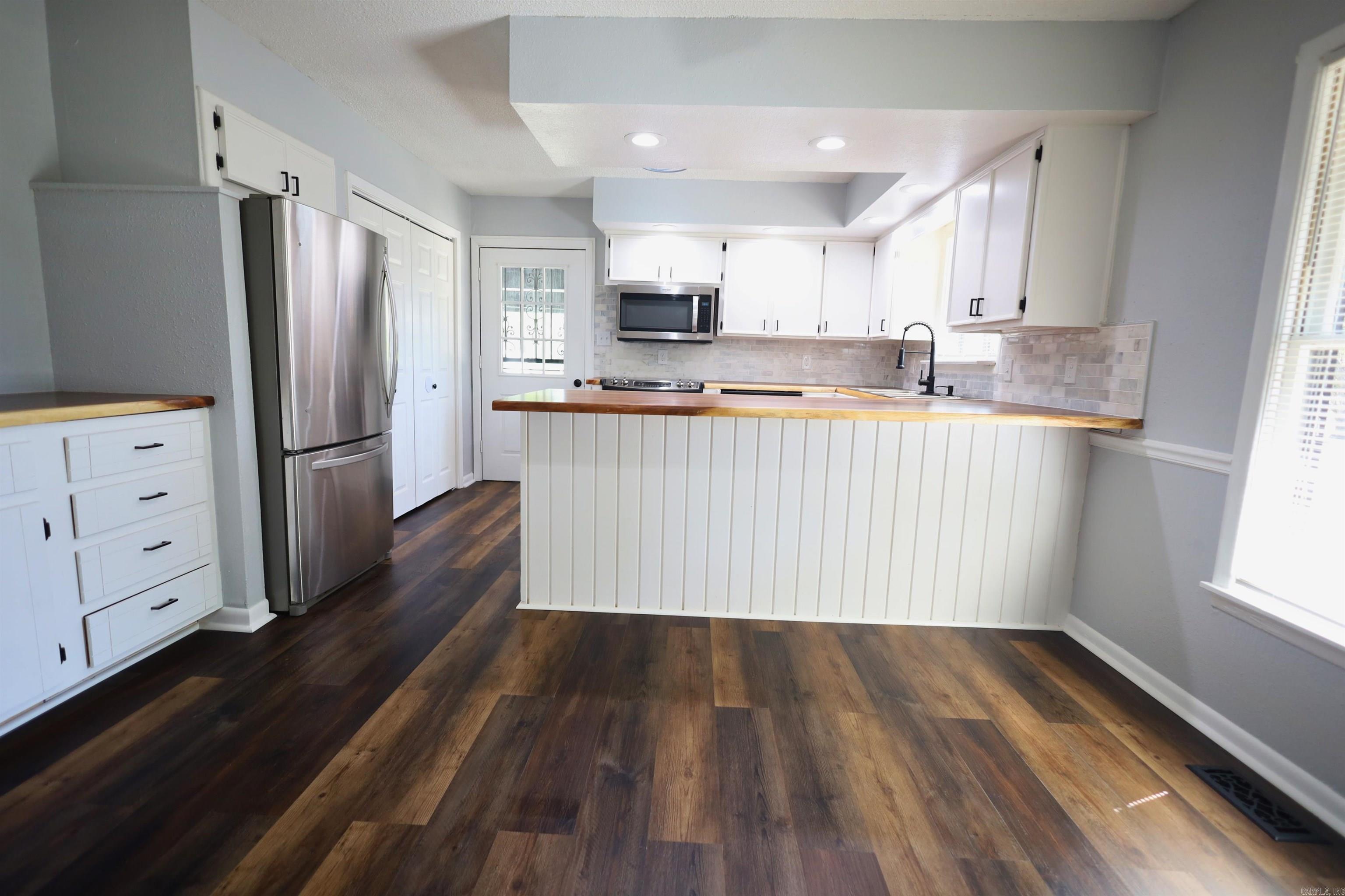 POINSETT LUMBER & MFG CO 4TH - Residential