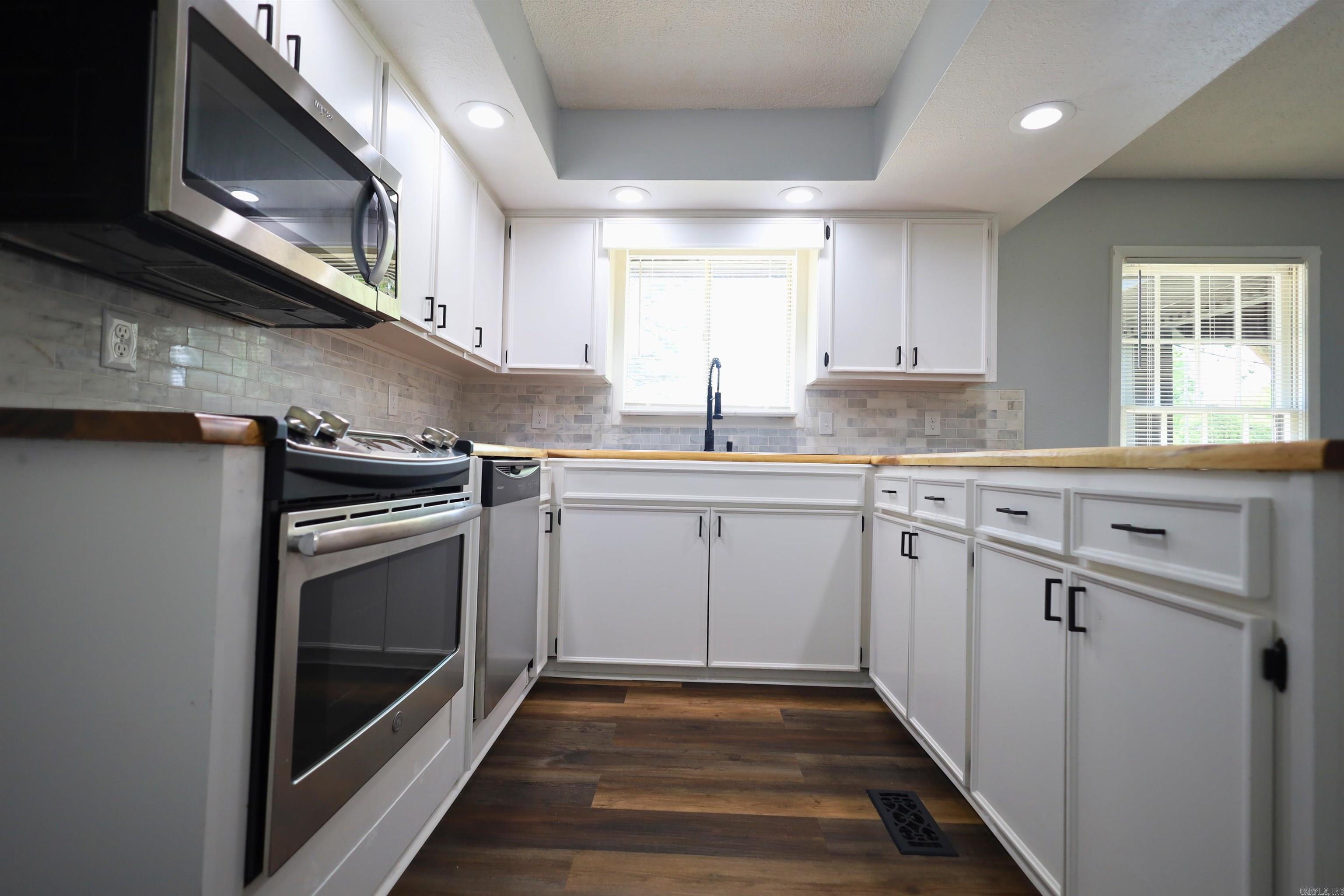 POINSETT LUMBER & MFG CO 4TH - Residential