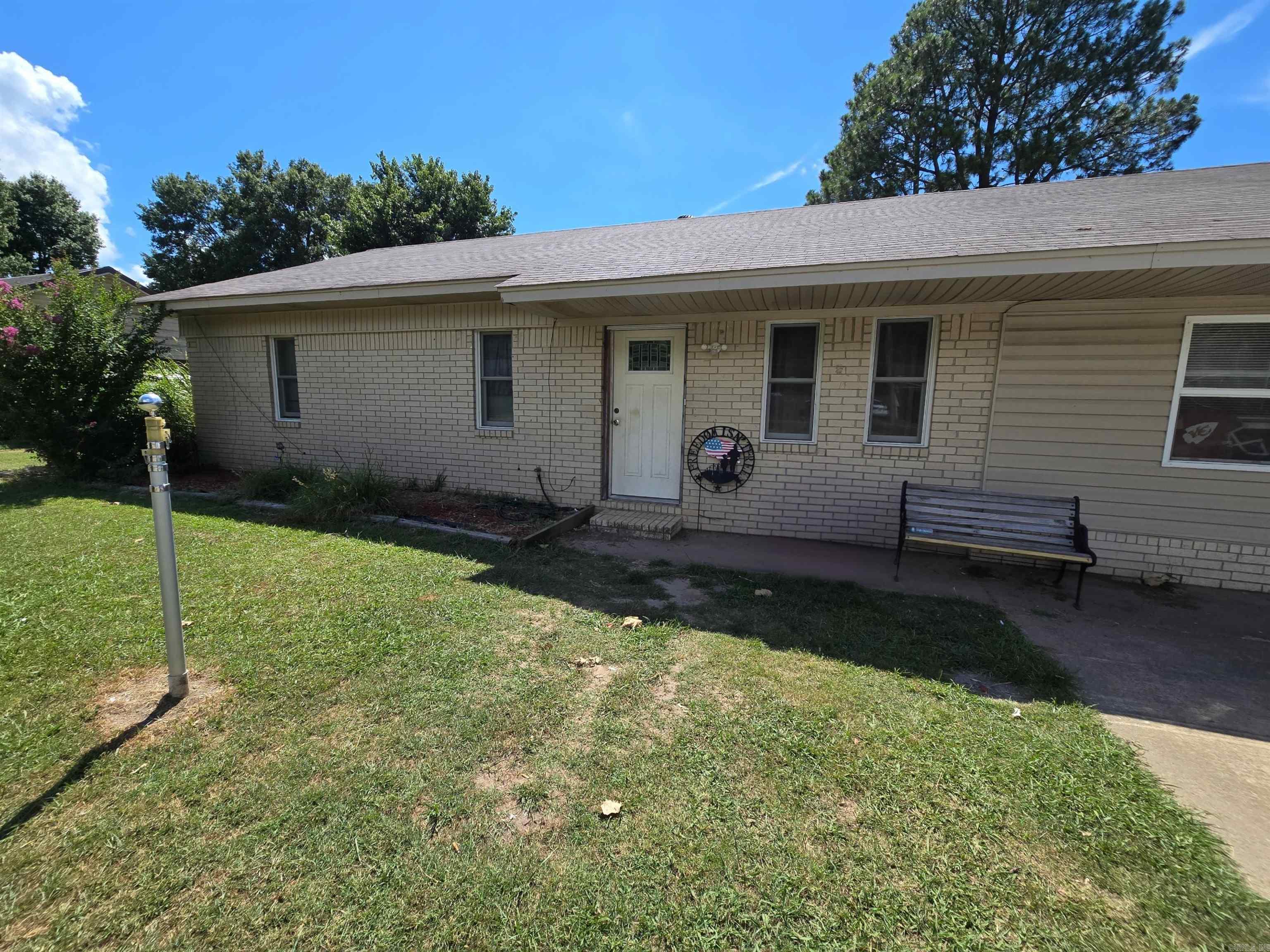 Welcome to 733 Smith Avenue in Trumann, Arkansasāa versatile and value-packed property thatās priced to move at just $135,000, well below comparable homes in the area. This traditional 3-bedroom, 1-bath home features a bonus enclosed carport with a full closet, easily serving as a 4th bedroom or home office. With approximately 1,372 square feet of living space on a 0.28-acre lot, the home offers a comfortable layout, central heat and air, and solid construction. But what truly sets this property apart is the backyard: a massive 30x40 insulated shop with a concrete floor, perfect for hobbies, storage, or even a small business. Thereās also a 10x8 storage shed offering additional space for tools or equipment. Whether you're a first-time buyer, investor, or someone needing extra workspace, this property offers flexibility and strong upside potential. The after-repair value (ARV) easily exceeds $165,000, making this a smart equity play right out of the gate. With updated features, functional space, and a price point that undercuts the market, 733 Smith Avenue wonāt last long. Schedule your private tour today!