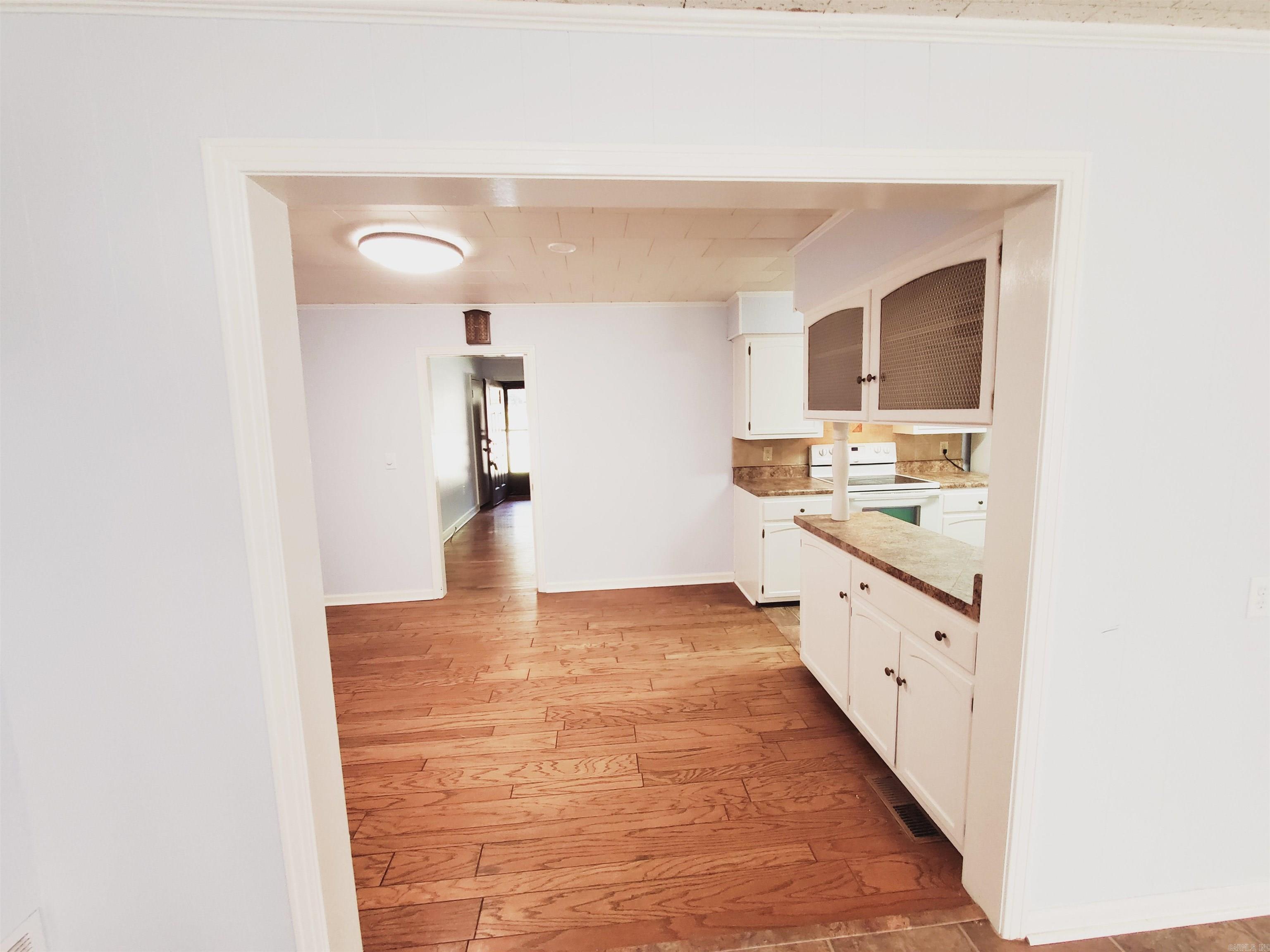 M&B PIGGOTT 2-20-8 - Residential