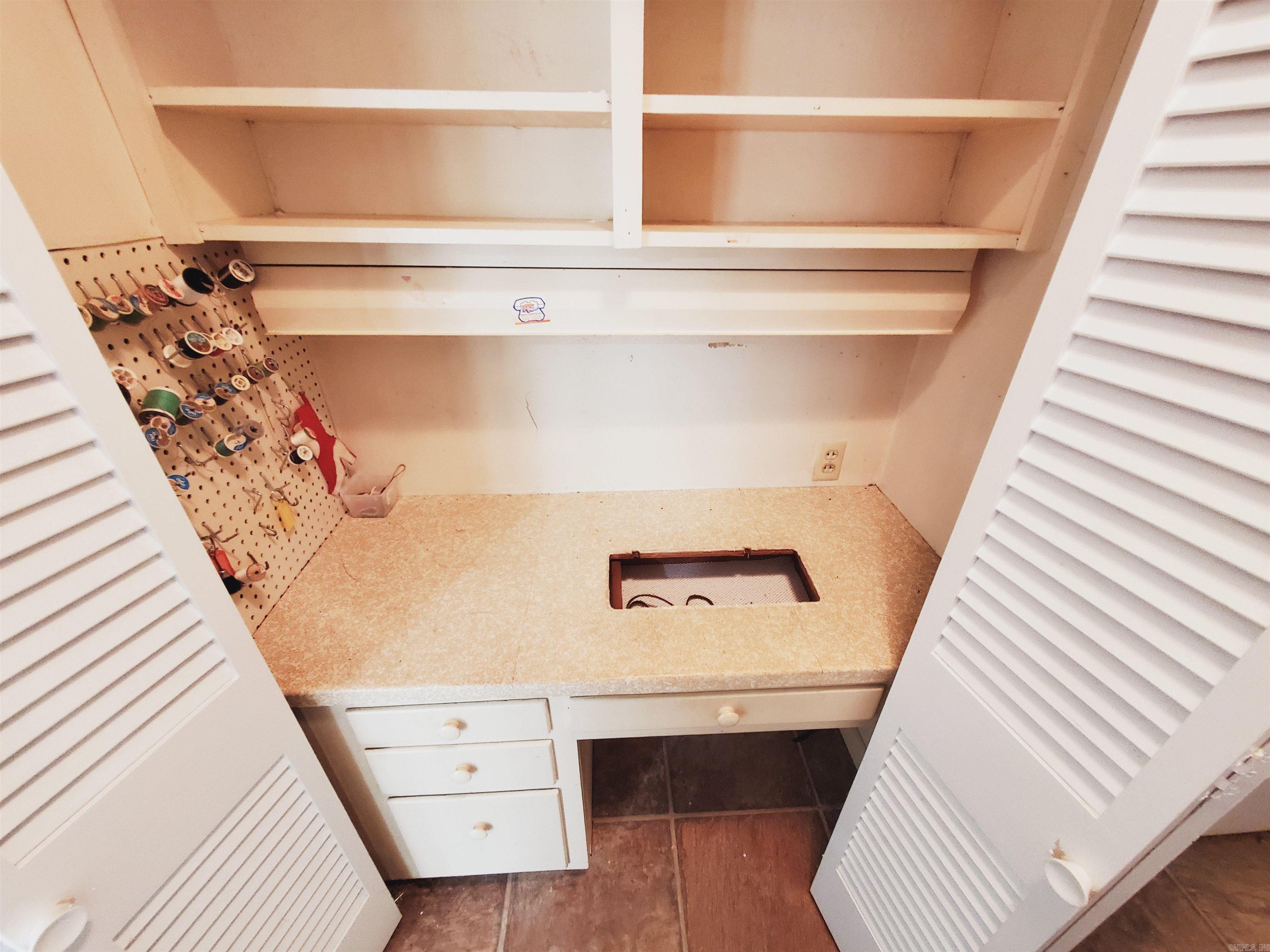 M&B PIGGOTT 2-20-8 - Residential