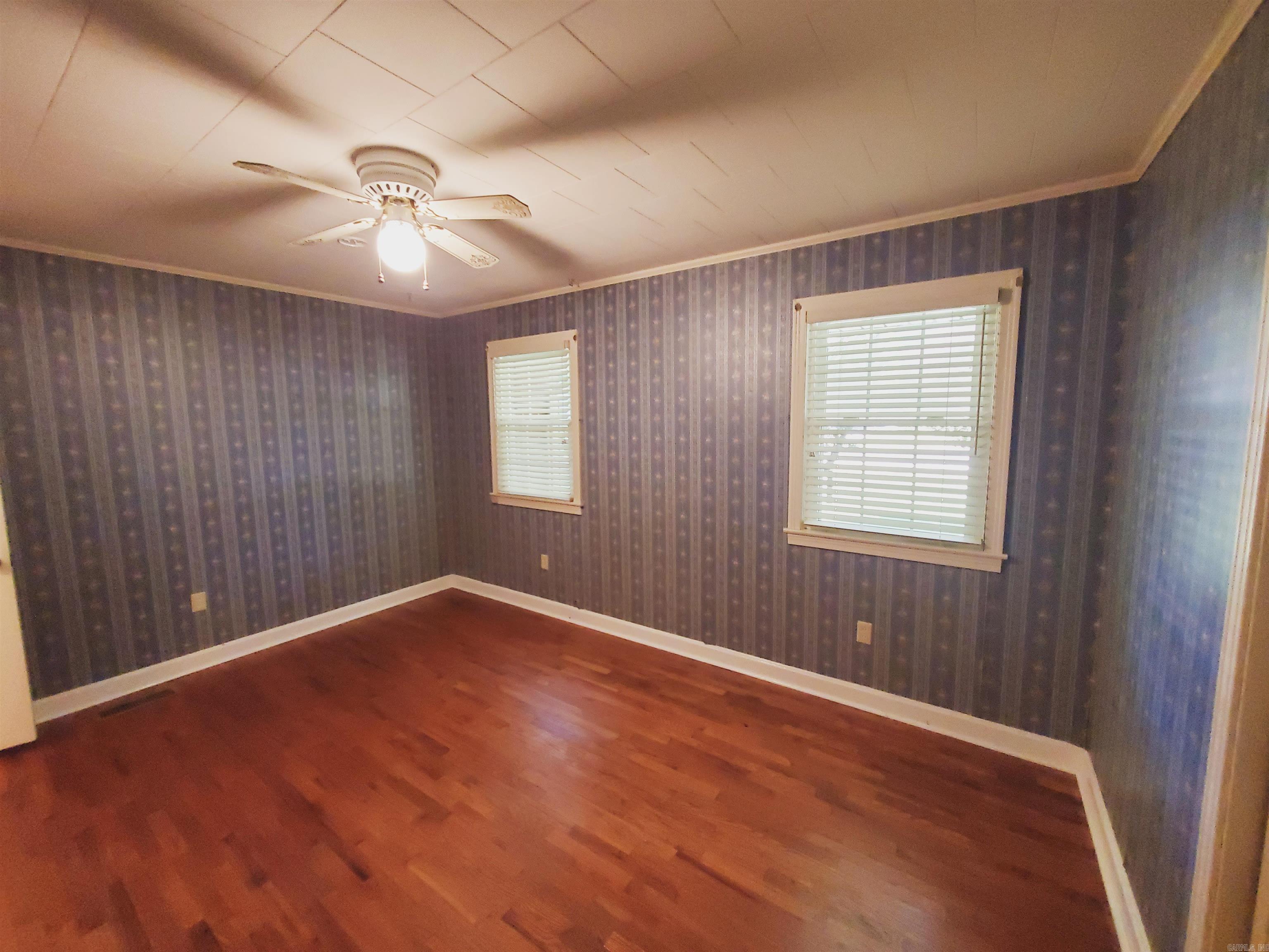M&B PIGGOTT 2-20-8 - Residential