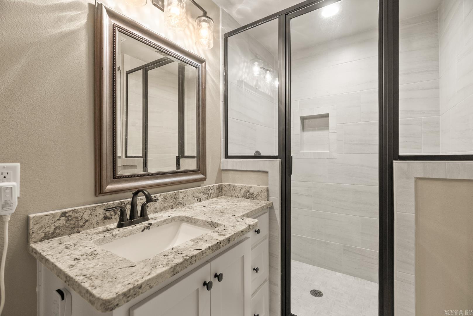 BELLES FLEURS - Residential