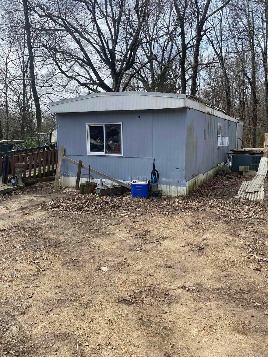 10 unit mobile home park in Jonesboro, waiting to be your next investment.