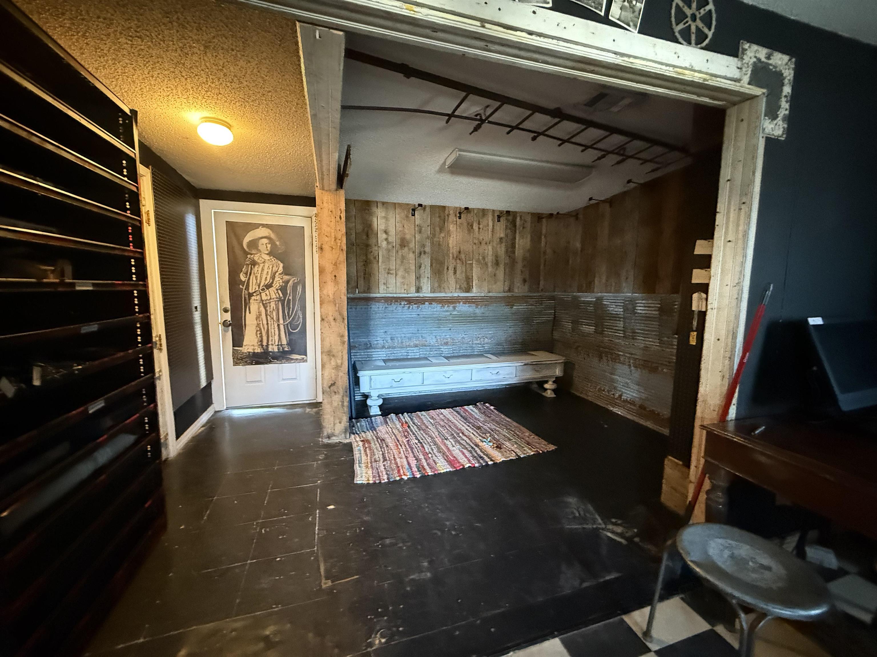 Mammoth Spring - Commercial Sale