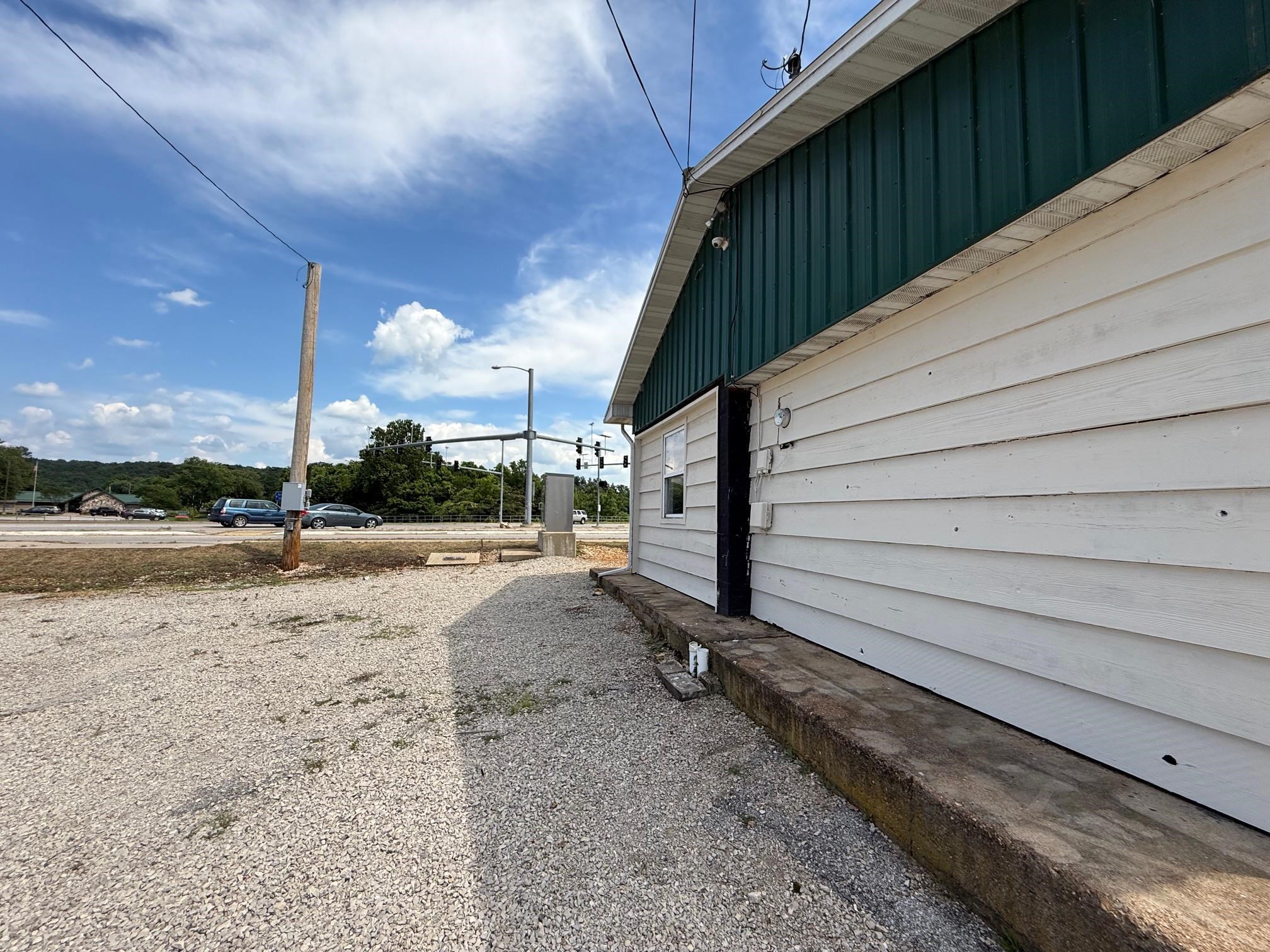 Mammoth Spring - Commercial Sale