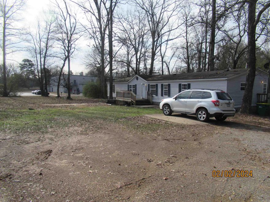 Country setting;Split bedrooms 5BDRM 2 BTH;2 Living areas; Open and spacious ;Kitchen/Dinning area apart; Home has foundation for any lender needs; Chimney for a warm fire; sits on 1.3 Acres; Outside storage does not convey; EZ to show Vcant;Combo Just call agent!!! Additional acreage available