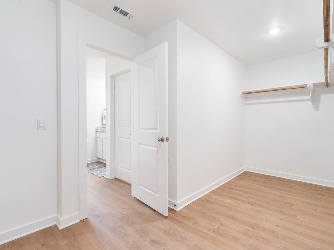 VINEYARD SUB PH II - Residential