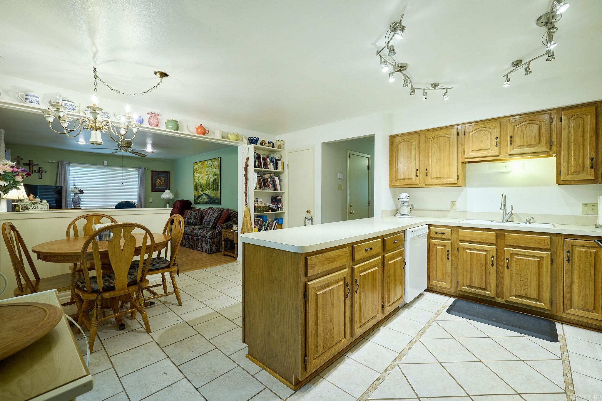 Indiandale #4 - Residential