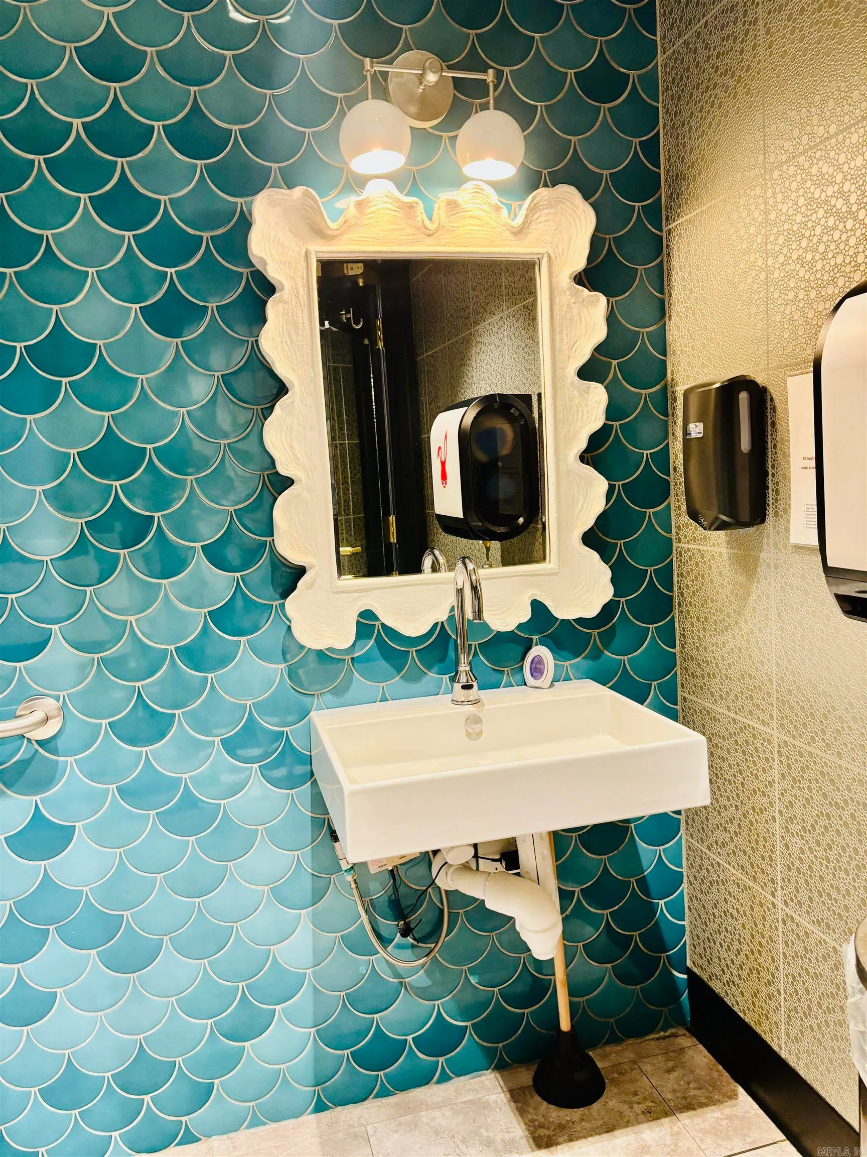 Lonoke, Arkansas 72086, United States, ,Commercial,Active,182938