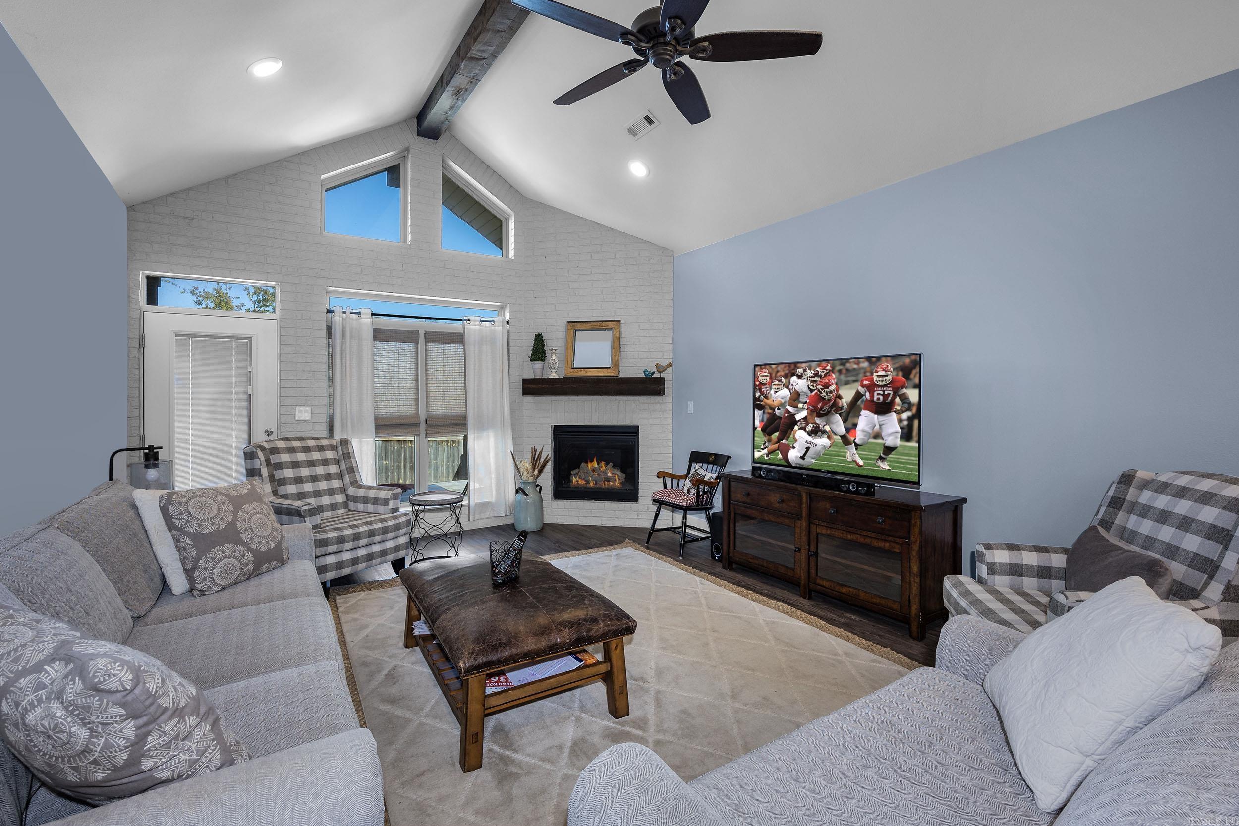 LaMarche Place Villas - Residential