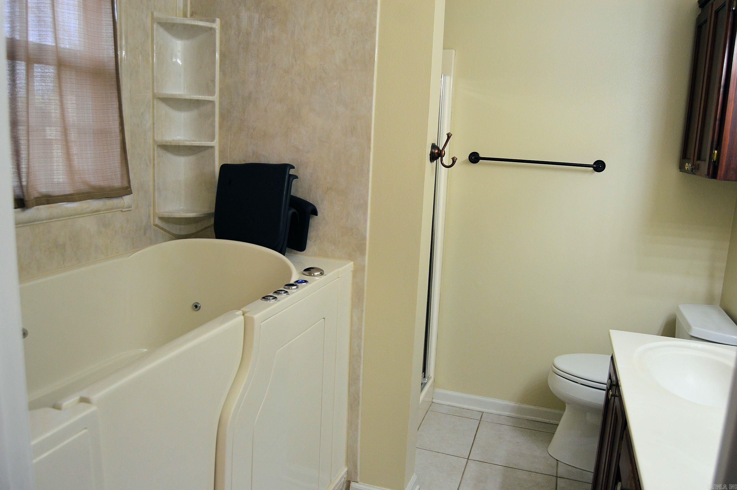 WASHINGTON RIDGE - Residential