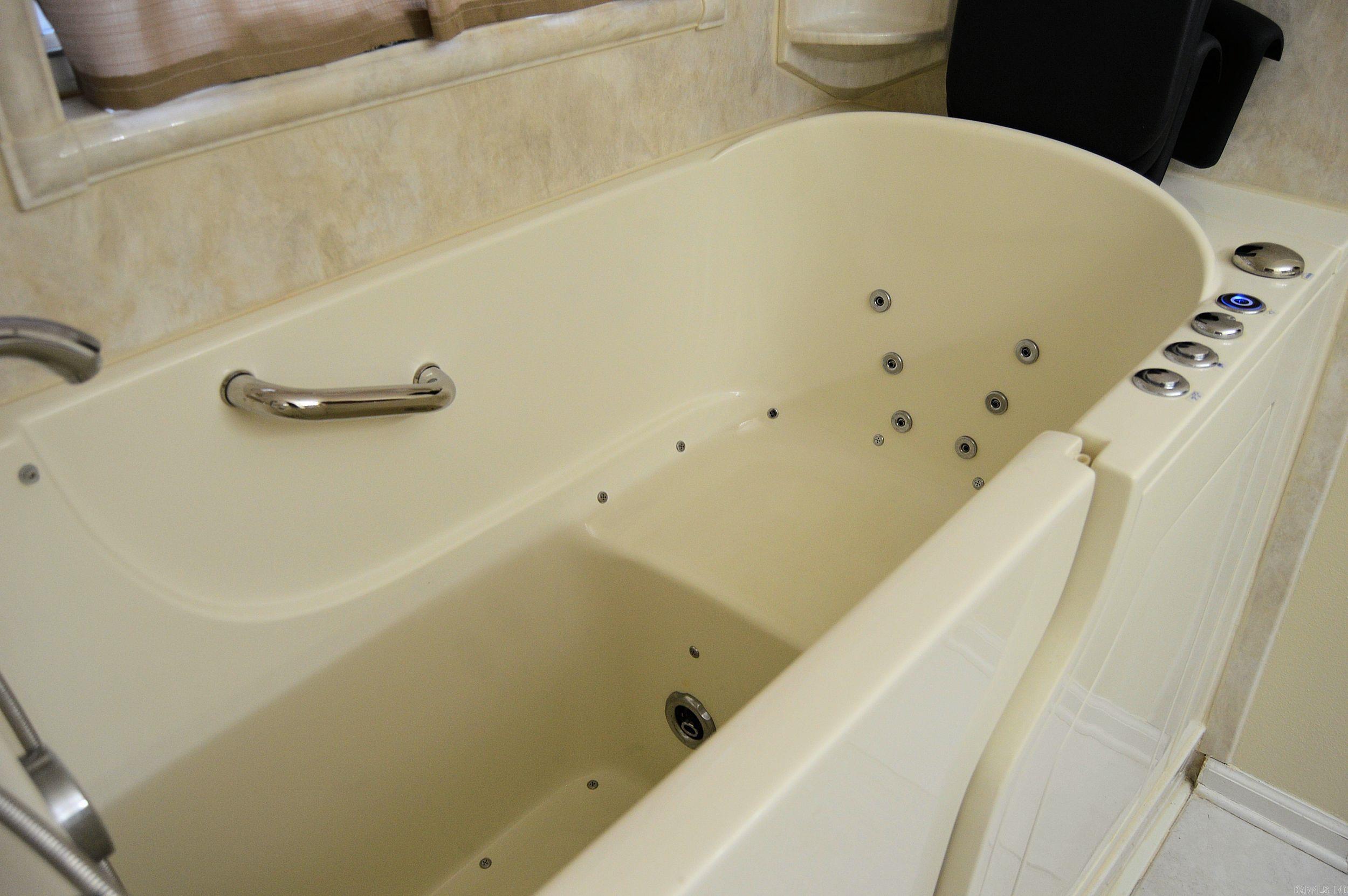 WASHINGTON RIDGE - Residential