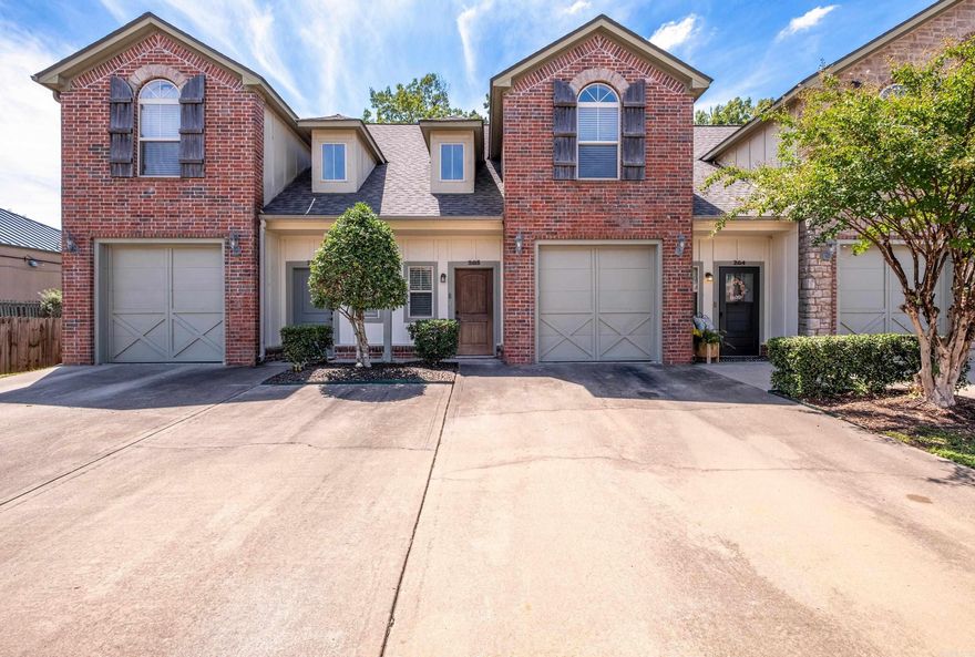 Wonderful townhome project in Maumelle. Under new ownership. New roofs and exterior painted. Great room with fireplace. Nice kitchen with granite counters, pretty stained cabinets, built in microwave, quality stove and dishwasher. Low HOA dues. Enjoy the Club House, Pool and Work Out Room. Single car garage. Enjoy hassle free and low maintenance living. Walking distance to Lake Willastein. Other units also available. Floor plan is in Documents. $5000 in sellers concessions. See agent remarks.