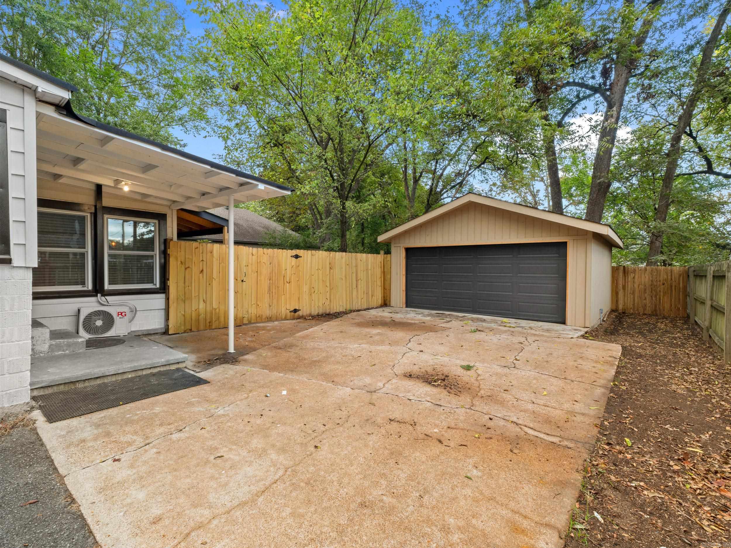 BEEBE ORIGINAL - Residential