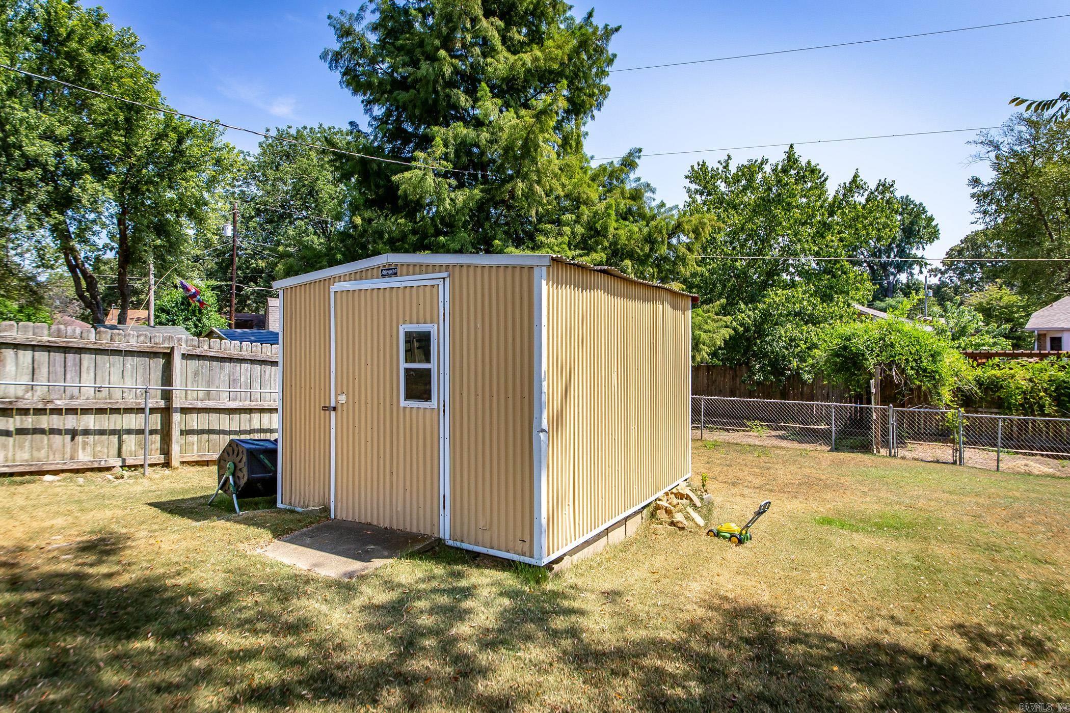 Sherwood Acres - Residential