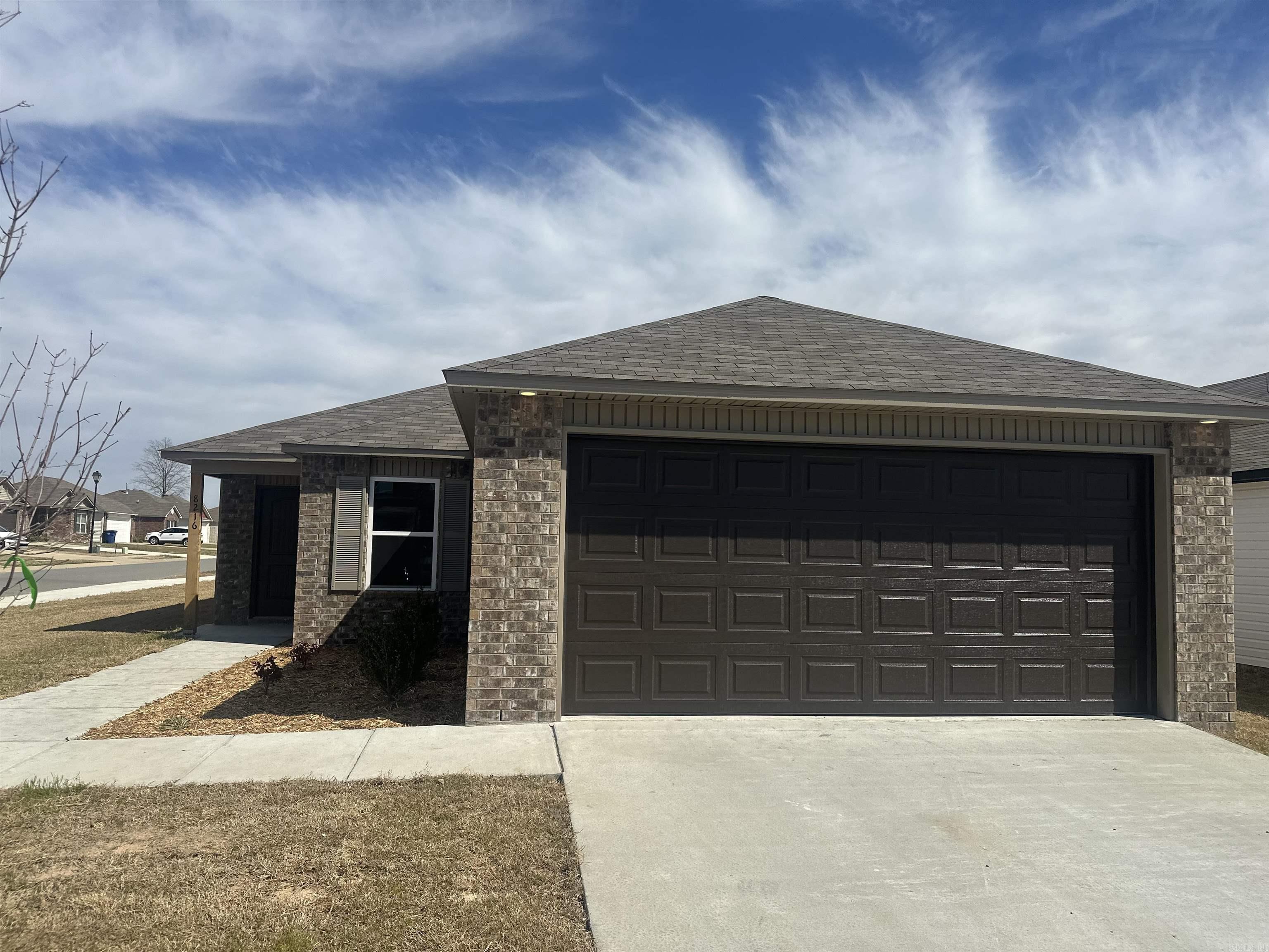 COUNTRY CLUB OF ARK THE - Residential