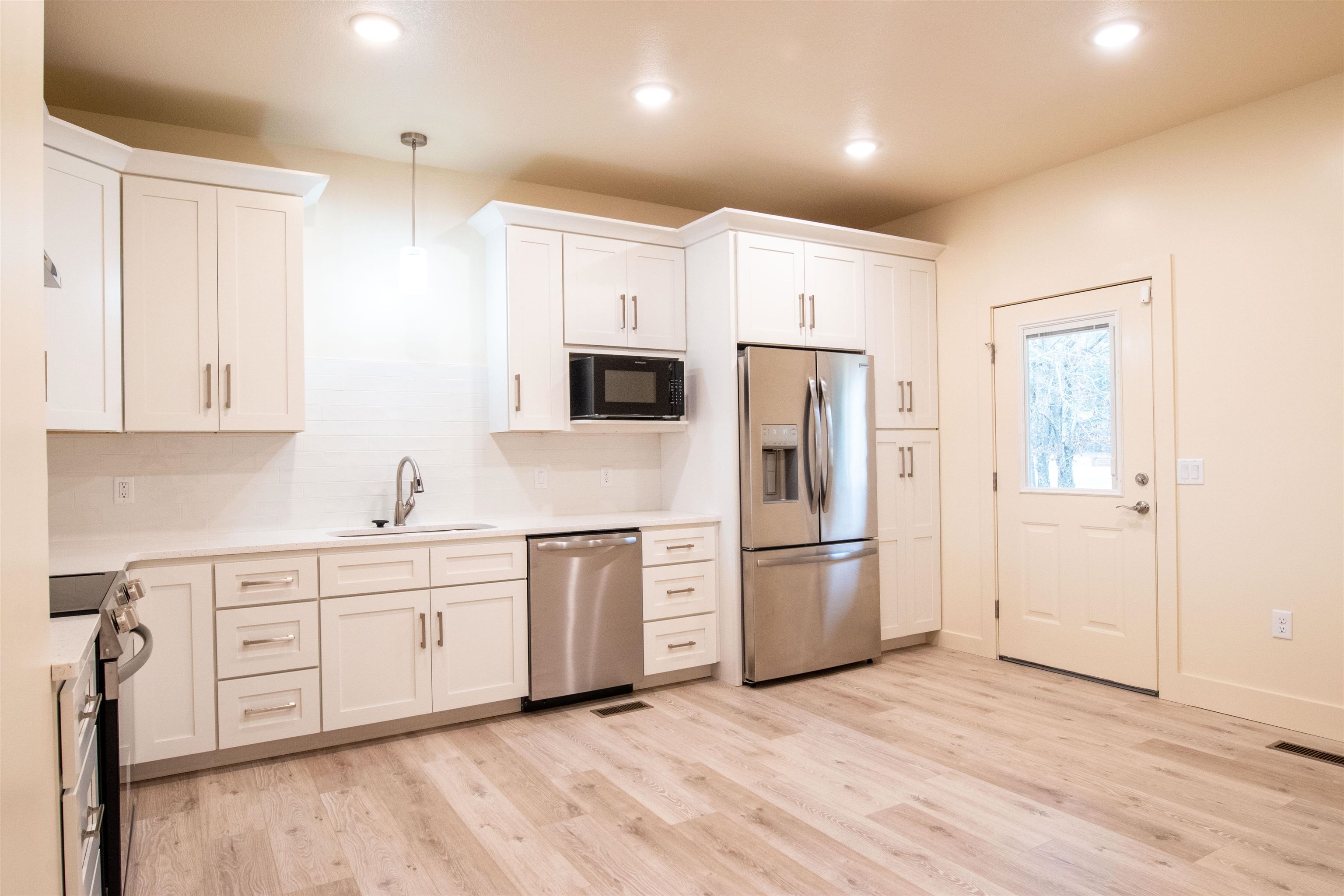 COOPERS HAWK - Residential