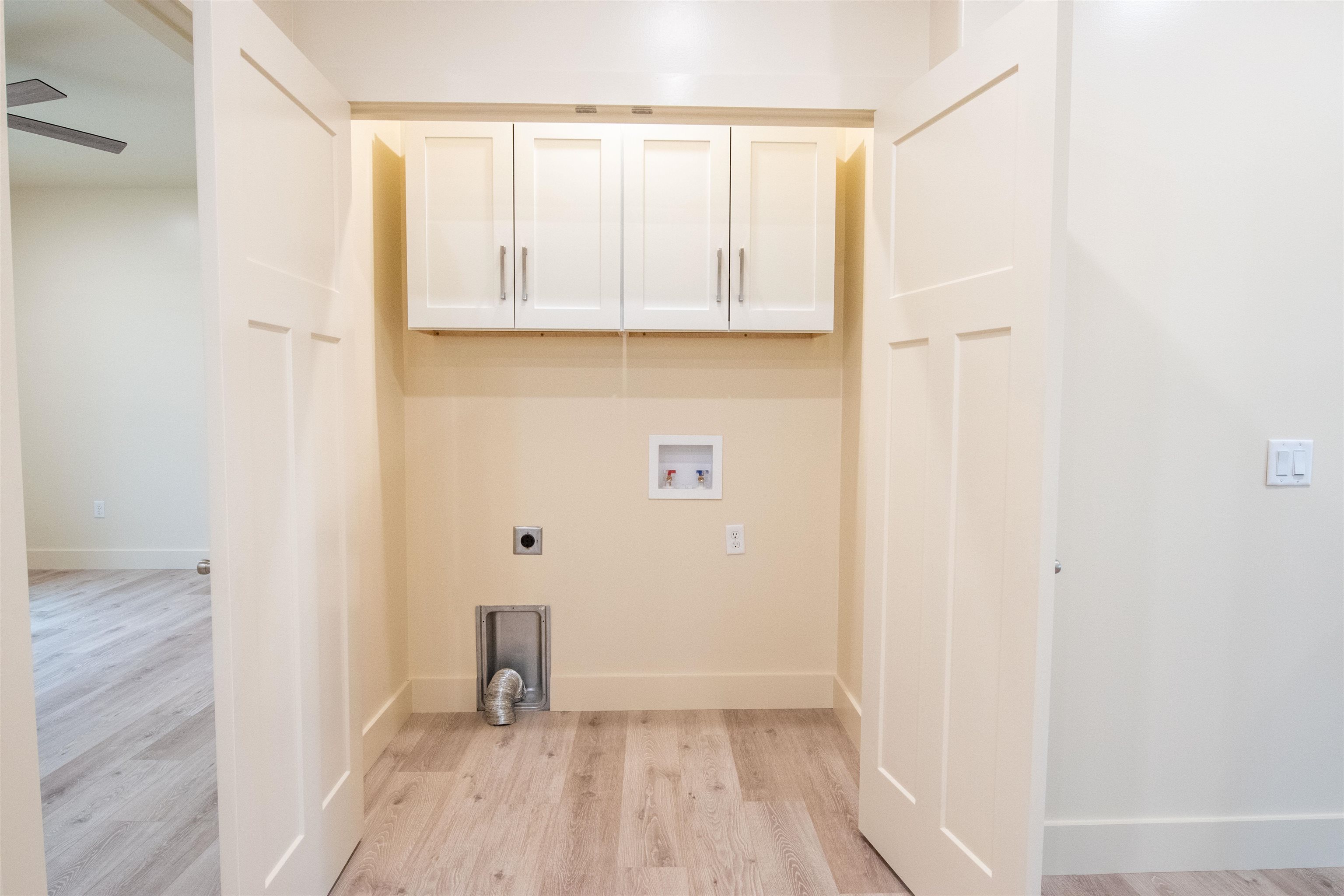 COOPERS HAWK - Residential