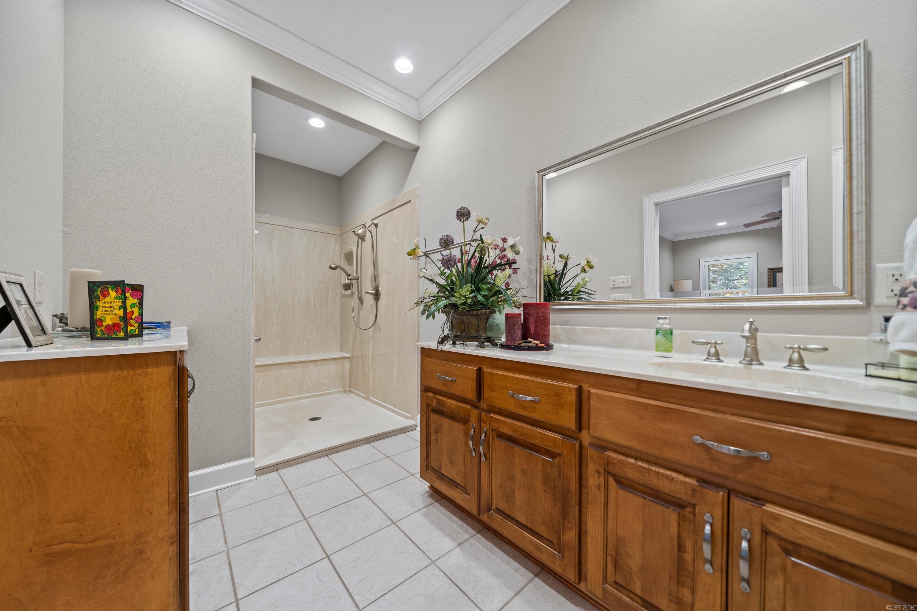 HUNTER HEIGHTS - Residential